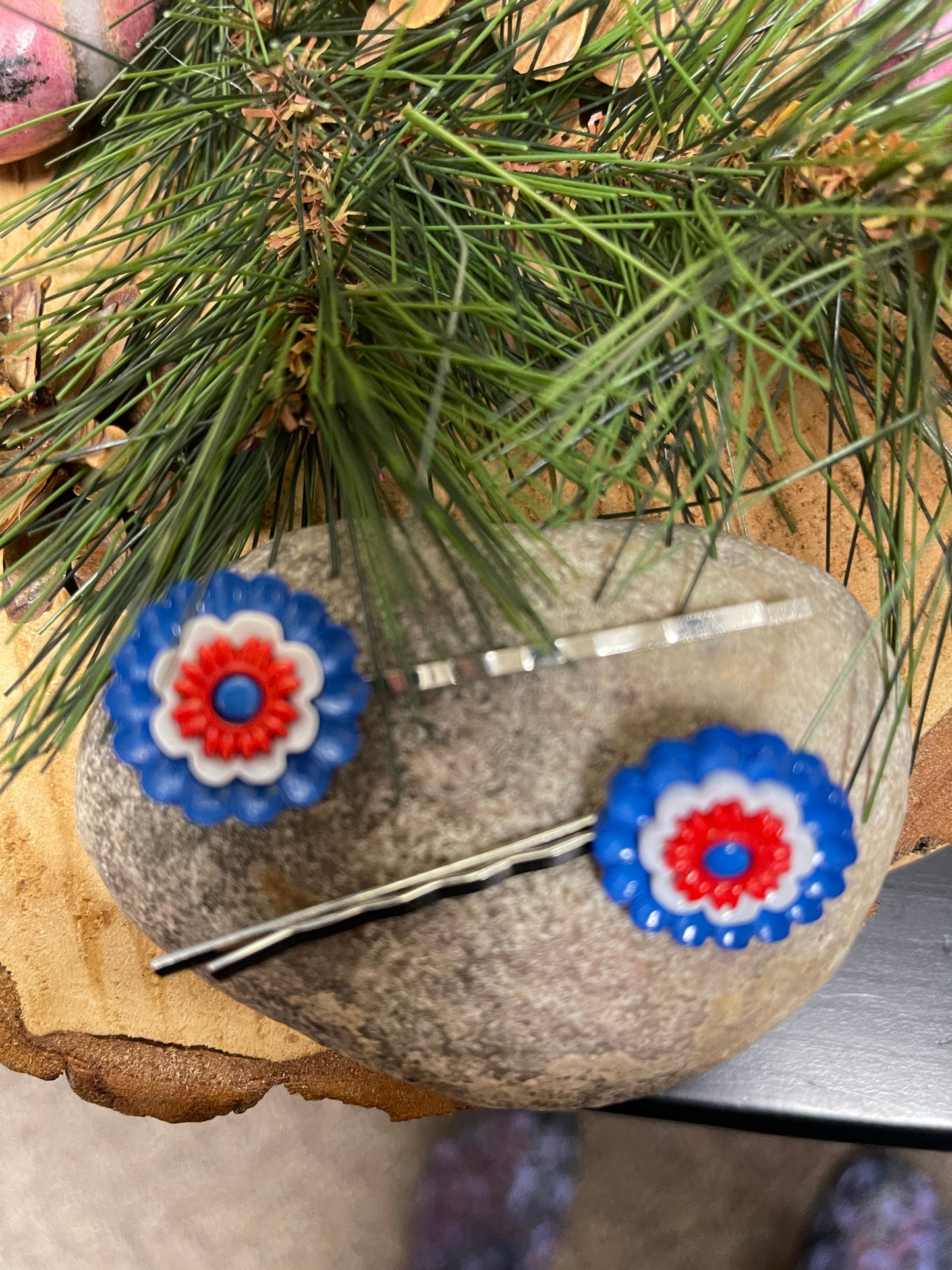 Red, White & Blue Bunting Blooms Hair clips (a pair)Pink tiful of LOVE