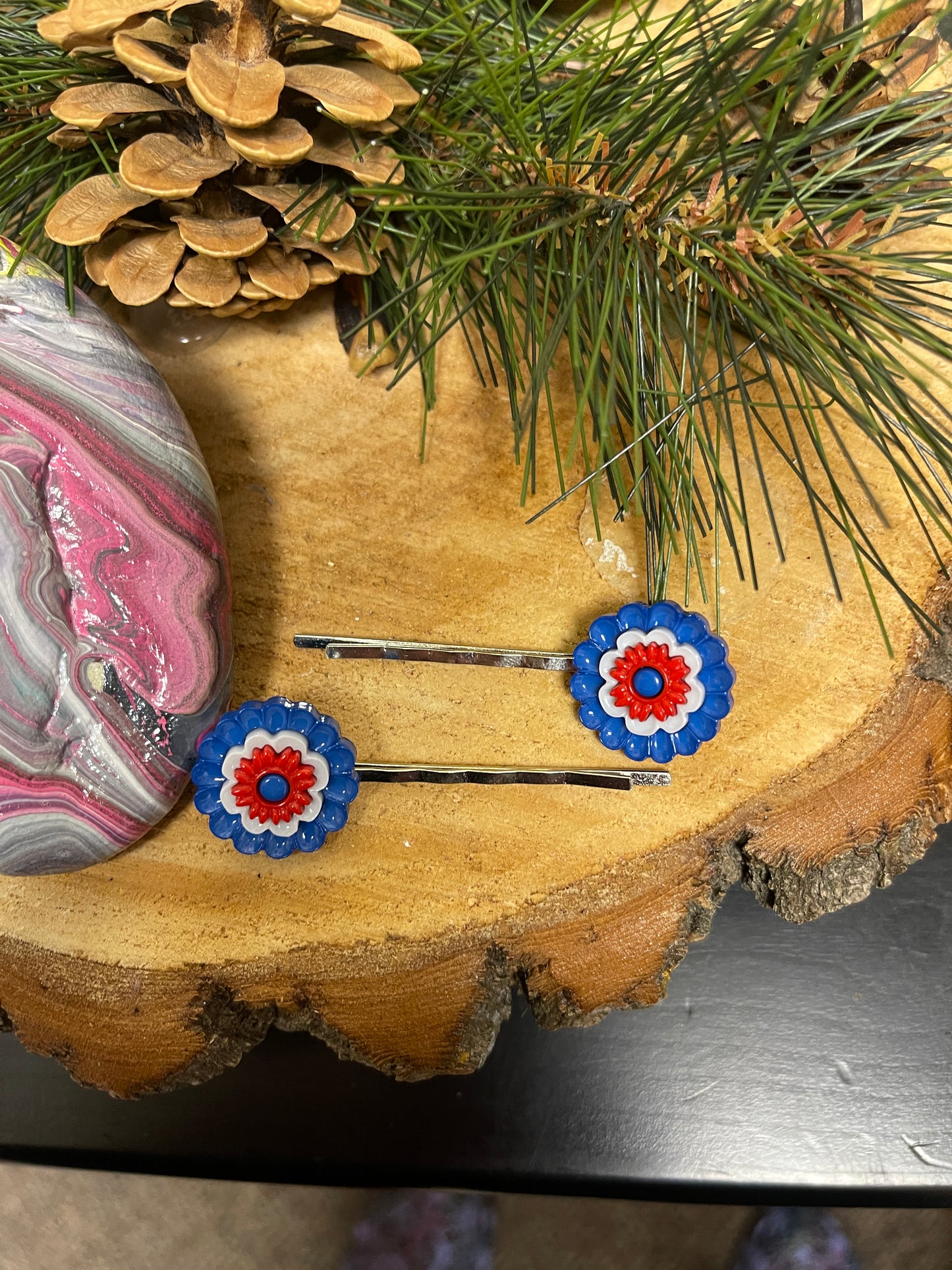Red, White & Blue Bunting Blooms Hair clips (a pair)Pink tiful of LOVE