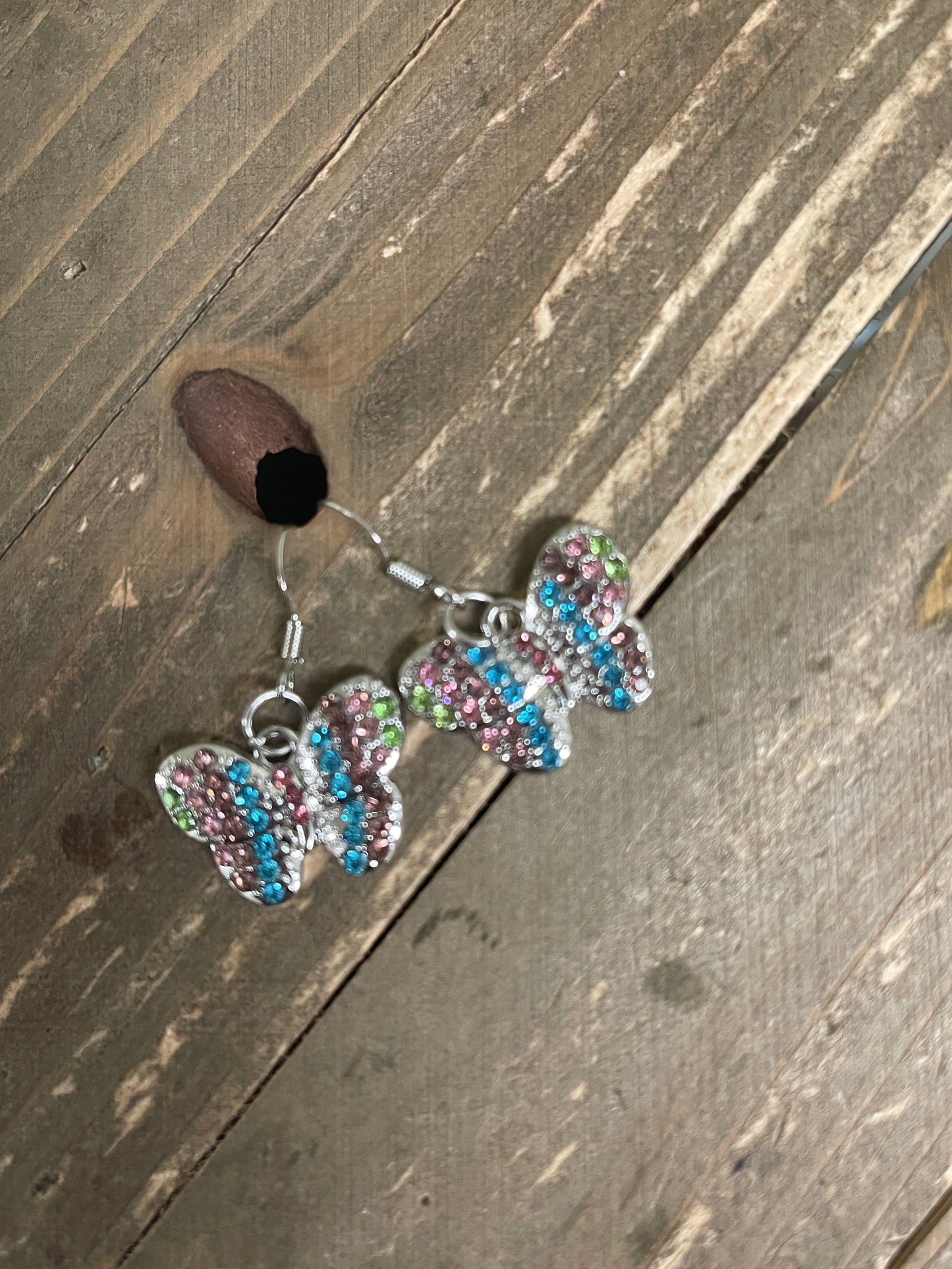 Butterfly Rhinestone charm Wire EarringPink tiful of LOVE