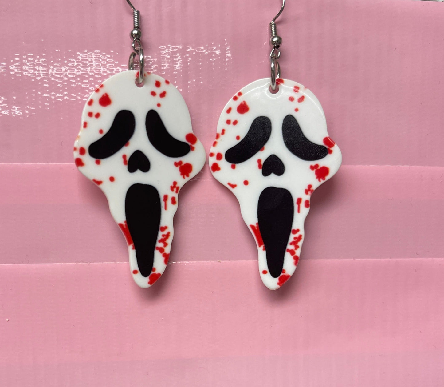 Bloody Halloween Scream charm Wire EarringPink tiful of LOVE