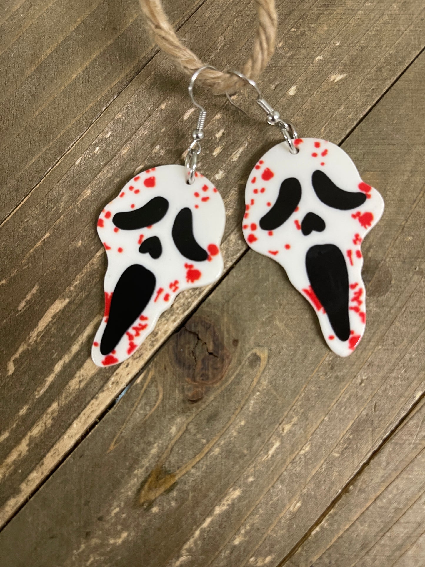 Bloody Halloween Scream charm Wire EarringPink tiful of LOVE