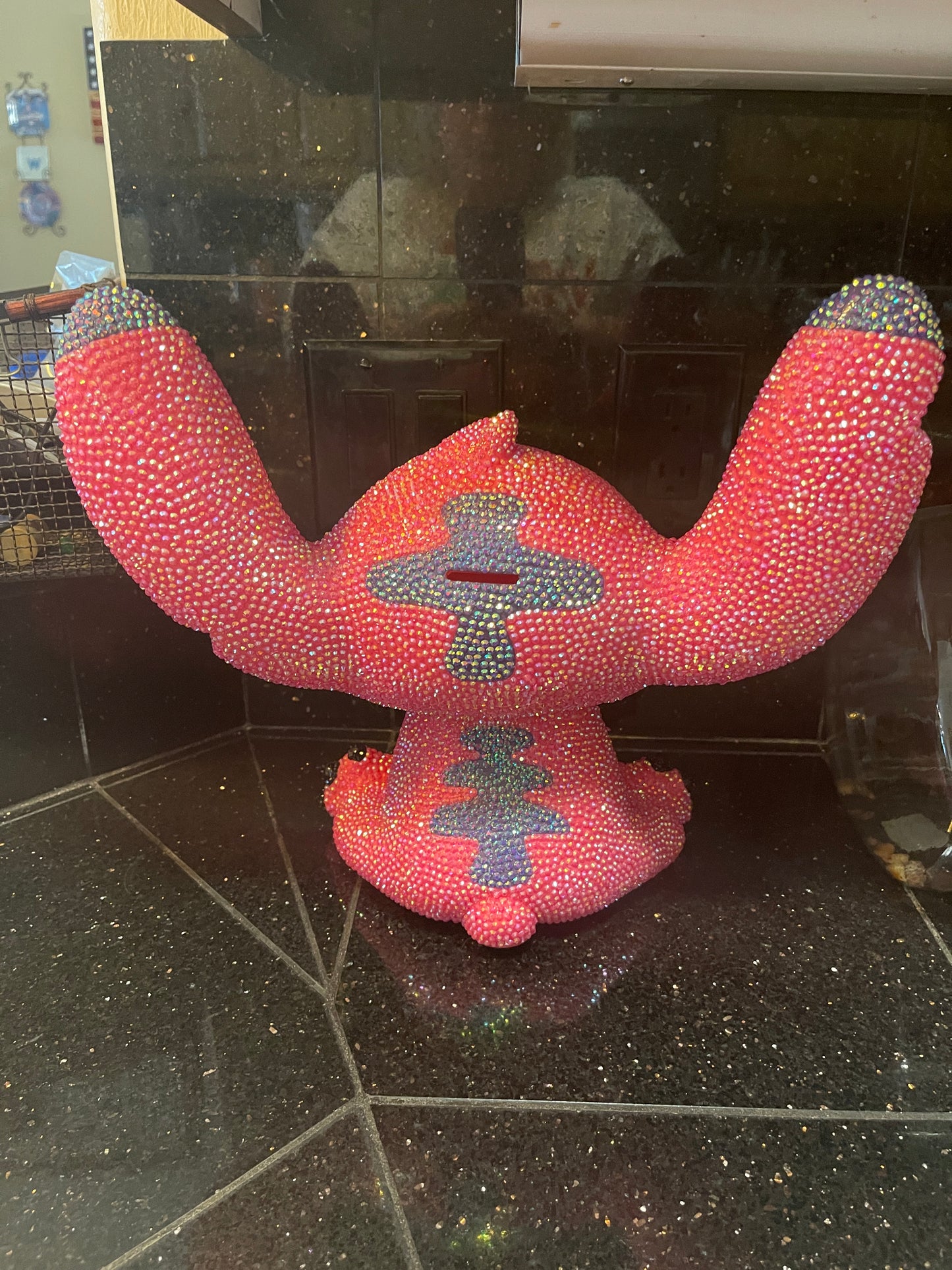 ✨ Diamond Art 3D Bank – Sparkling Pink Stitch-Inspired Money Holder