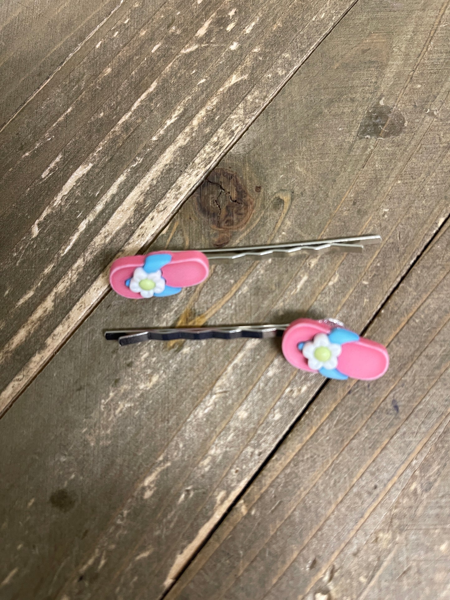 Flower Flip Flop Hair clips (a pair)Pink tiful of LOVE