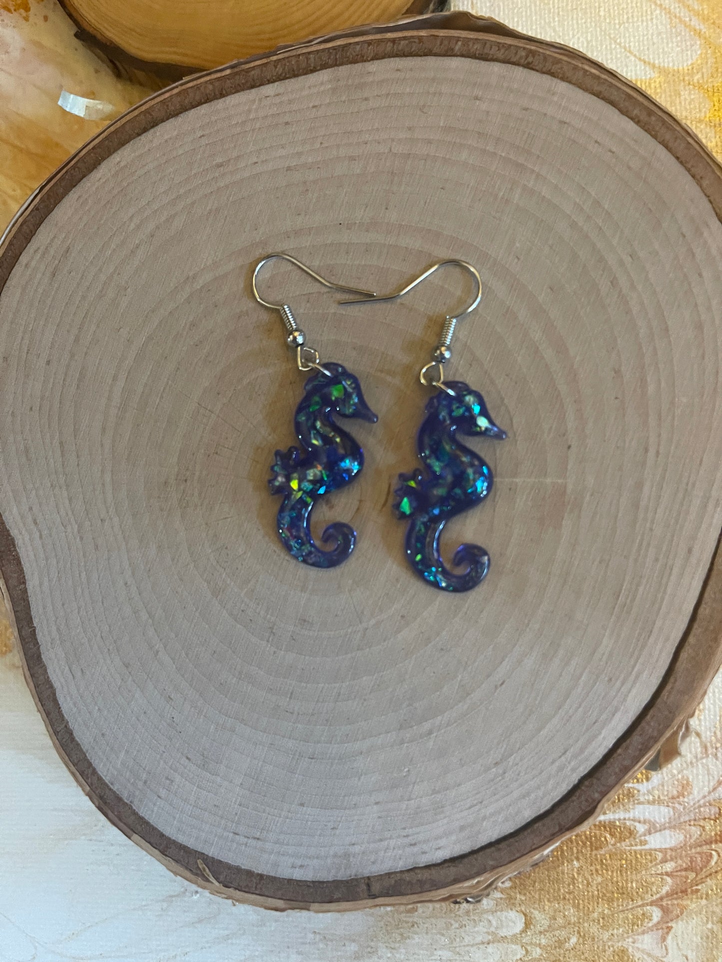 Seahorse charm Wire EarringPink tiful of LOVE