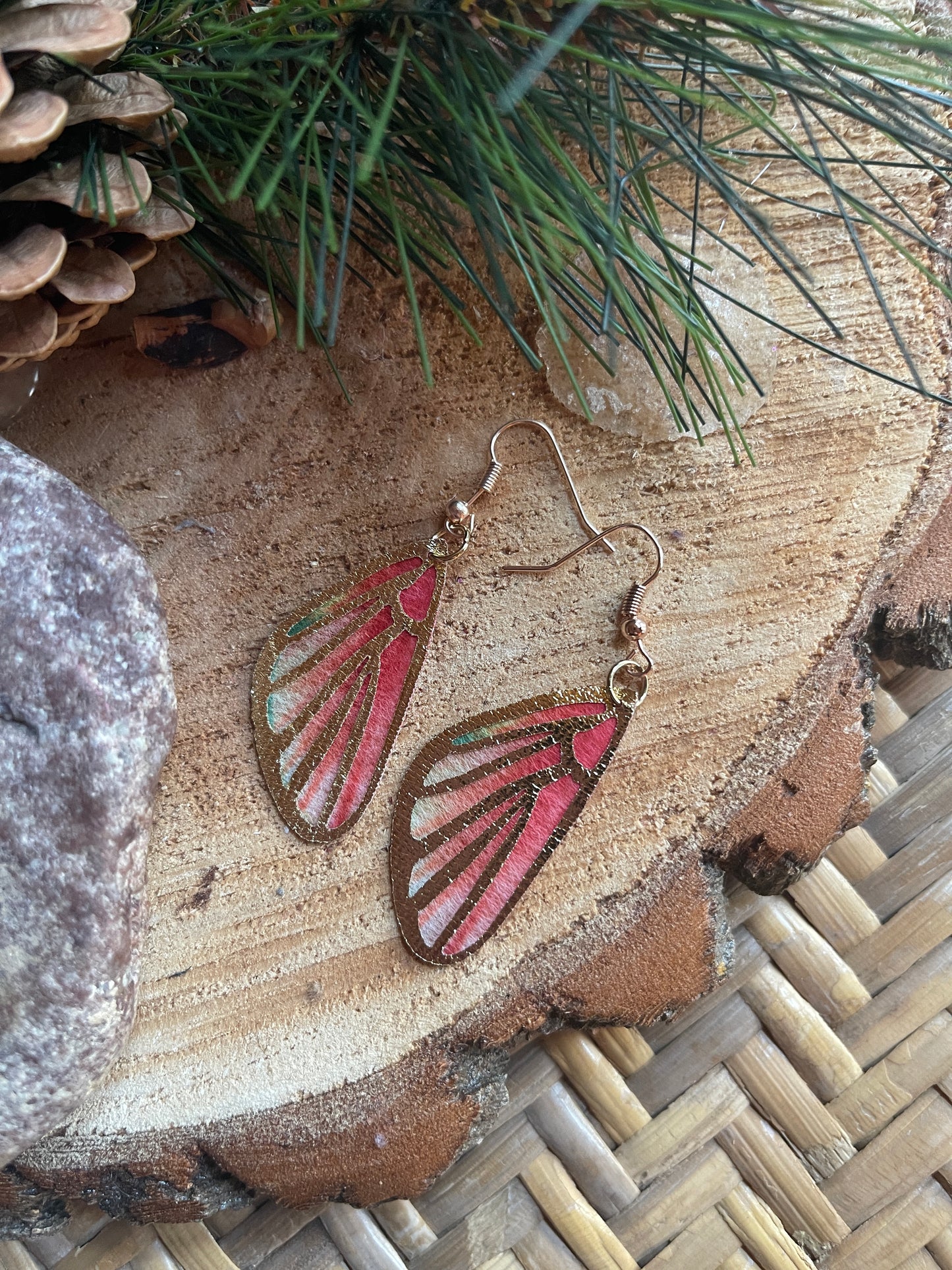 Ombre Wing Charm Wire earrings (3 colors)Pink tiful of LOVE