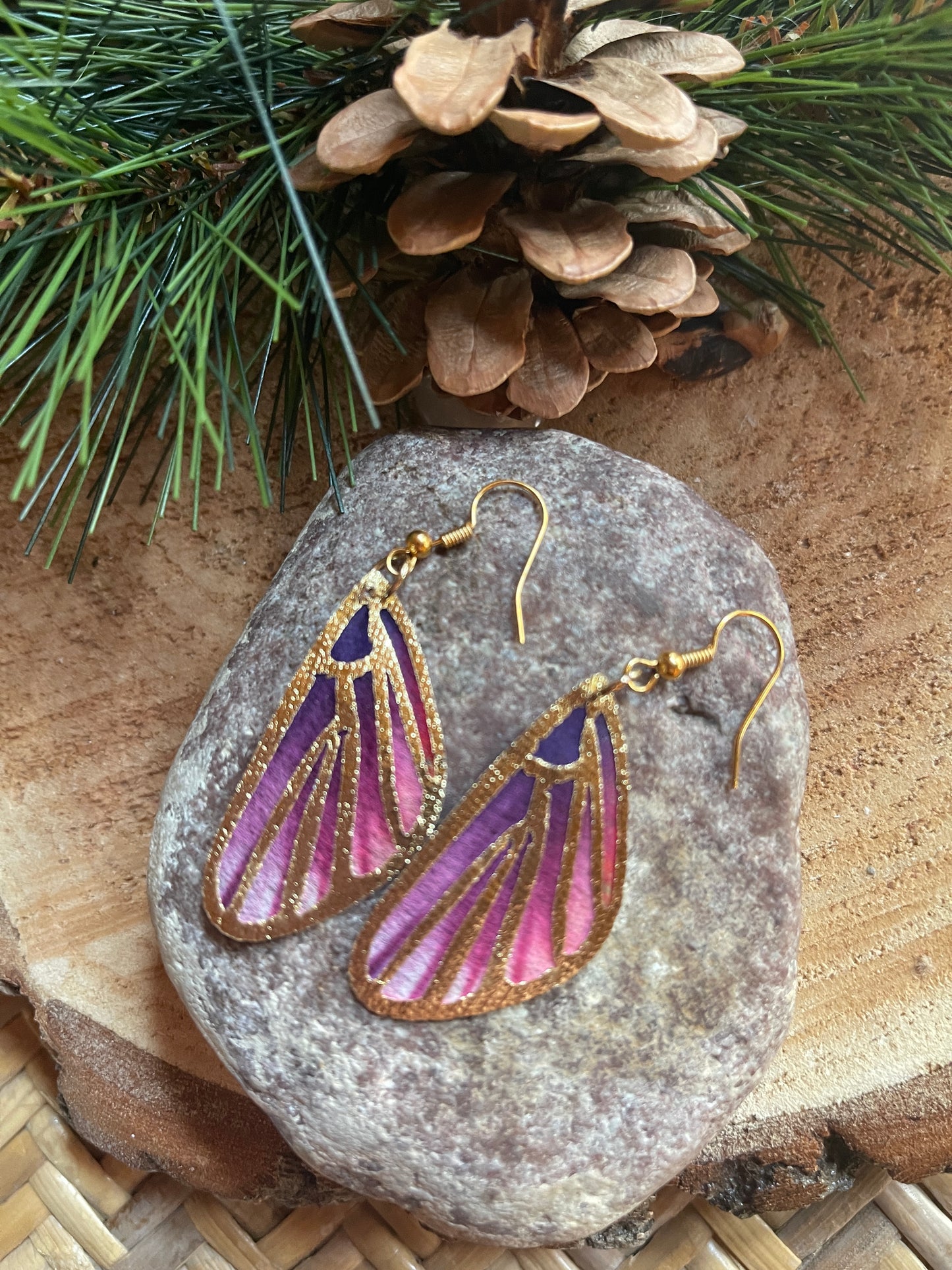 Ombre Wing Charm Wire earrings (3 colors)Pink tiful of LOVE