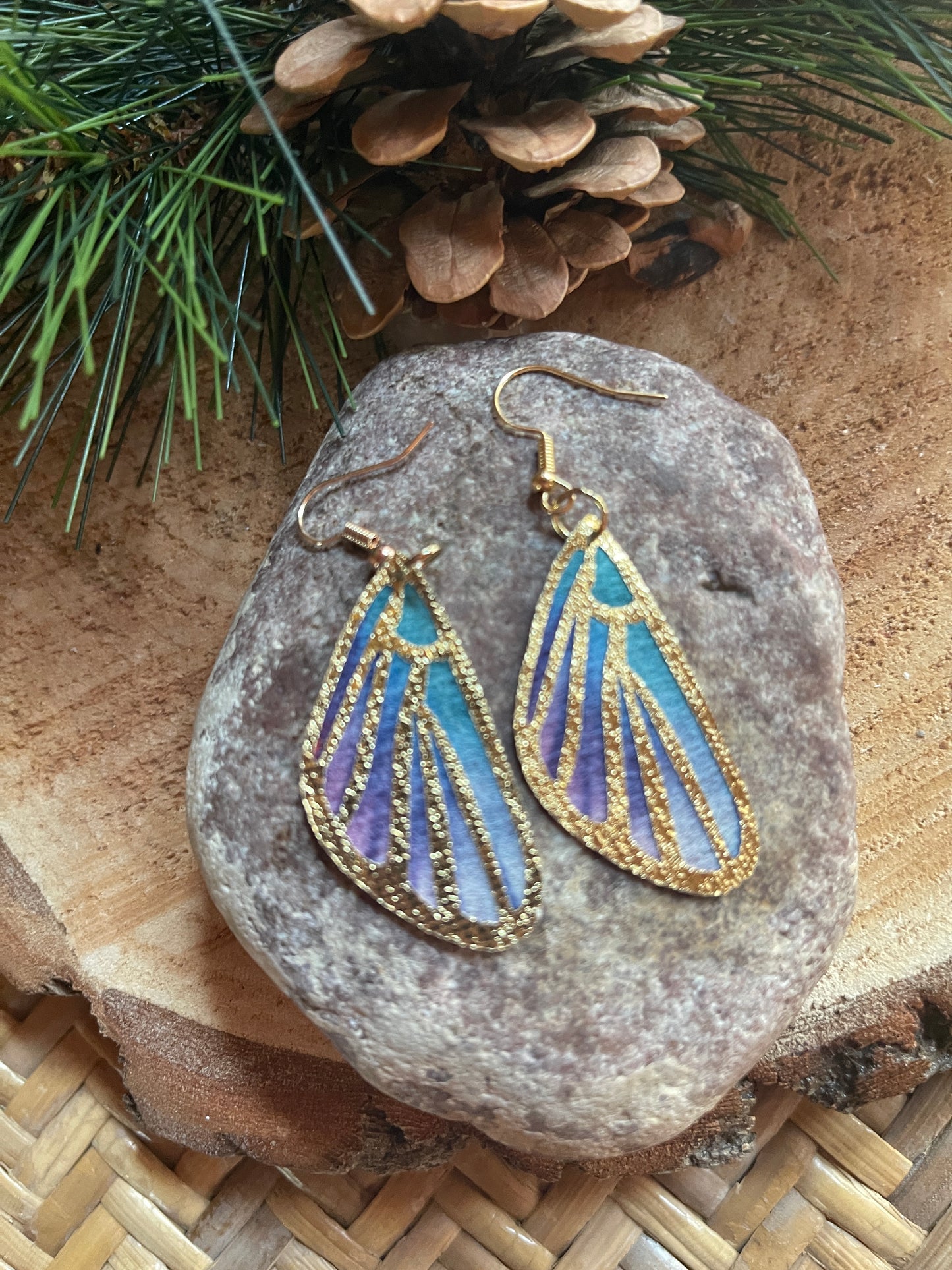 Ombre Wing Charm Wire earrings (3 colors)Pink tiful of LOVE