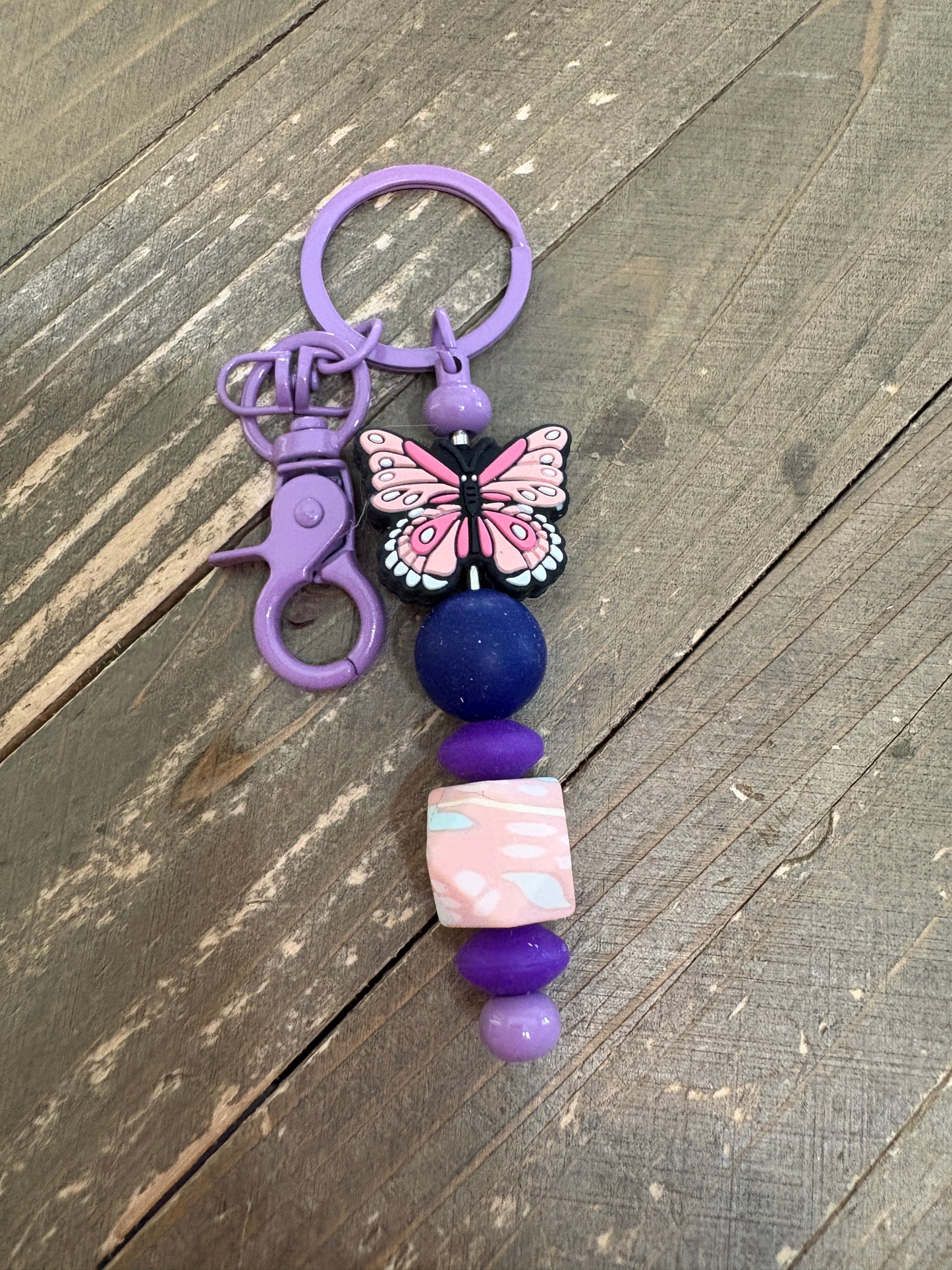 🦋 Purple & Pink Butterfly Beaded Keychain