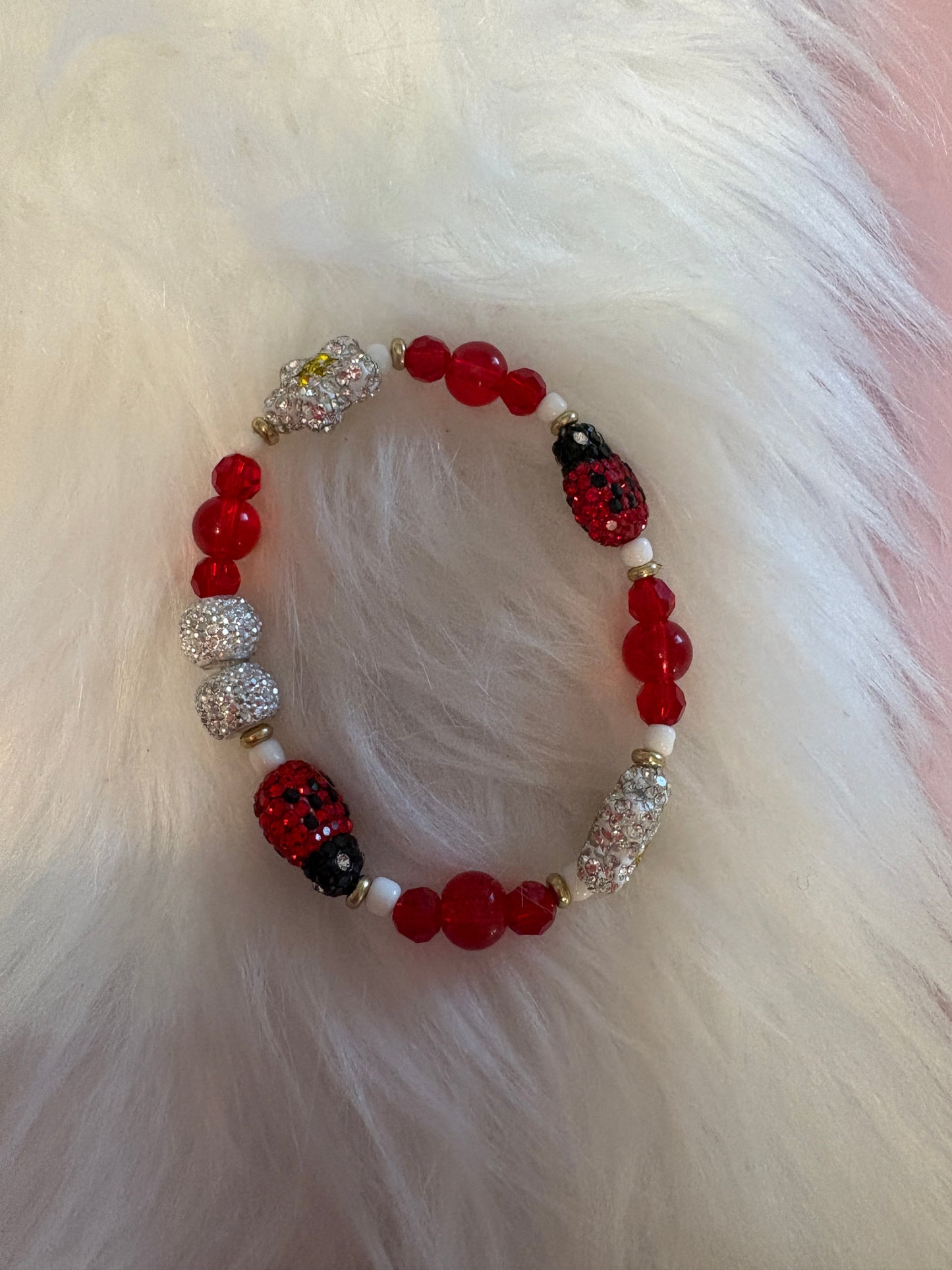 🌸🐞 Ladybug & Flower Sparkle Beaded Stretch Bracelet 🐞🌸