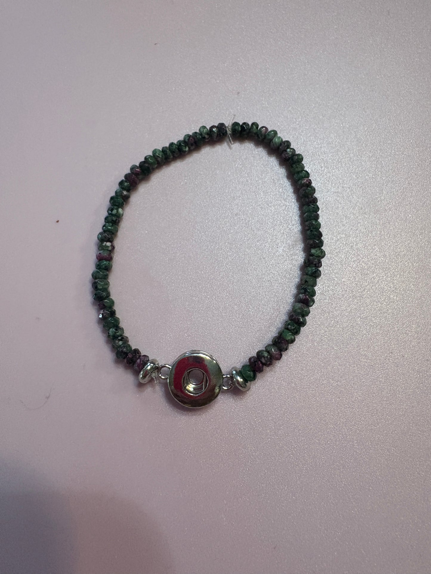💚✨ Green Dyed Morganite Rondelle Beaded Mini Snap Stretchy Bracelet ✨💚