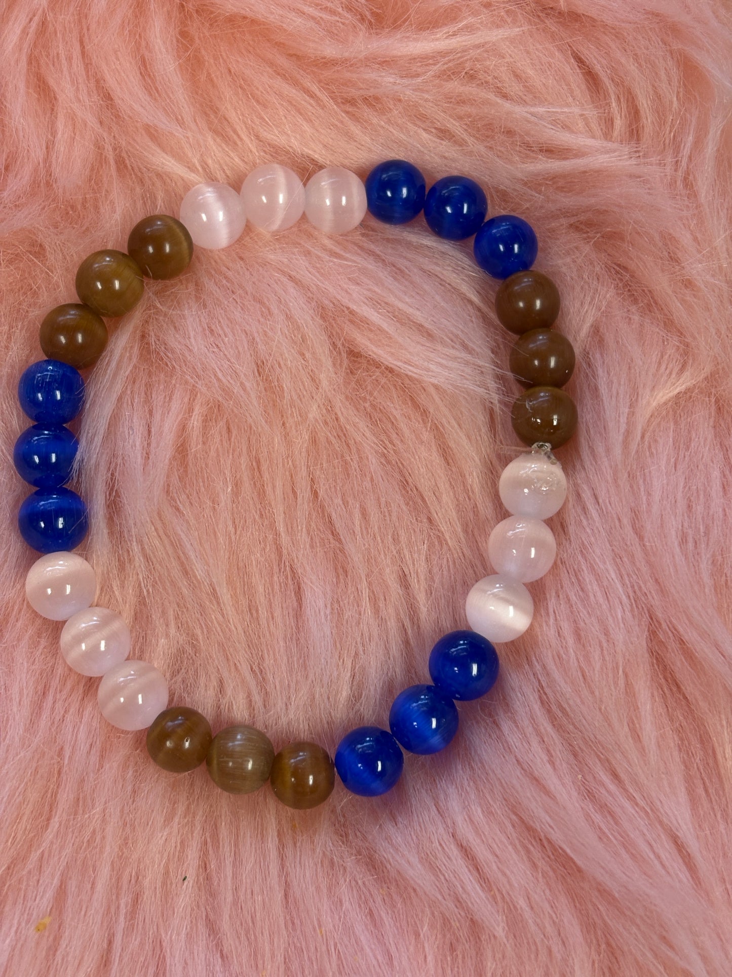 ✨ Cat's Eye Beaded Stretchy Bracelet