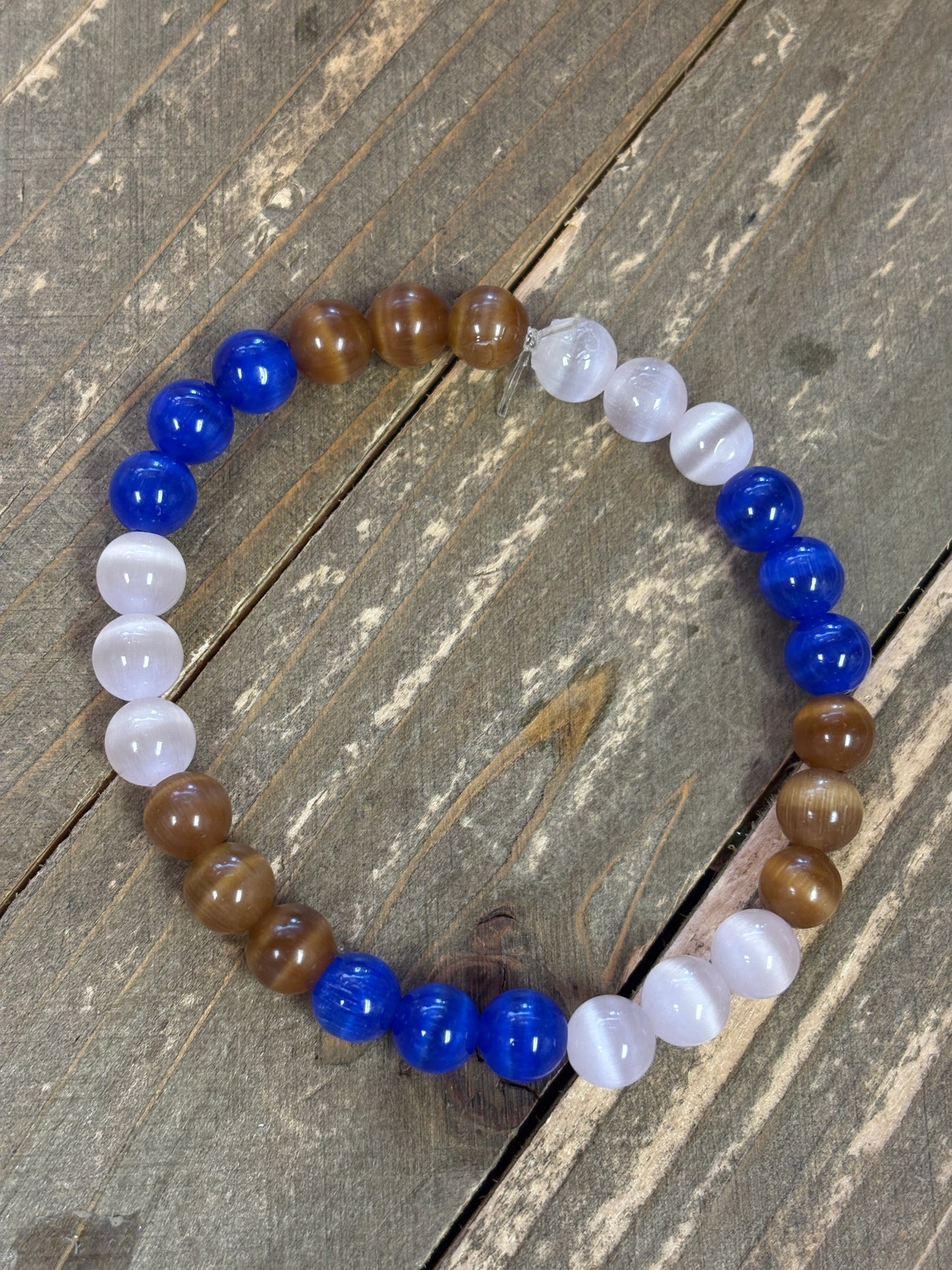 ✨ Cat's Eye Beaded Stretchy Bracelet