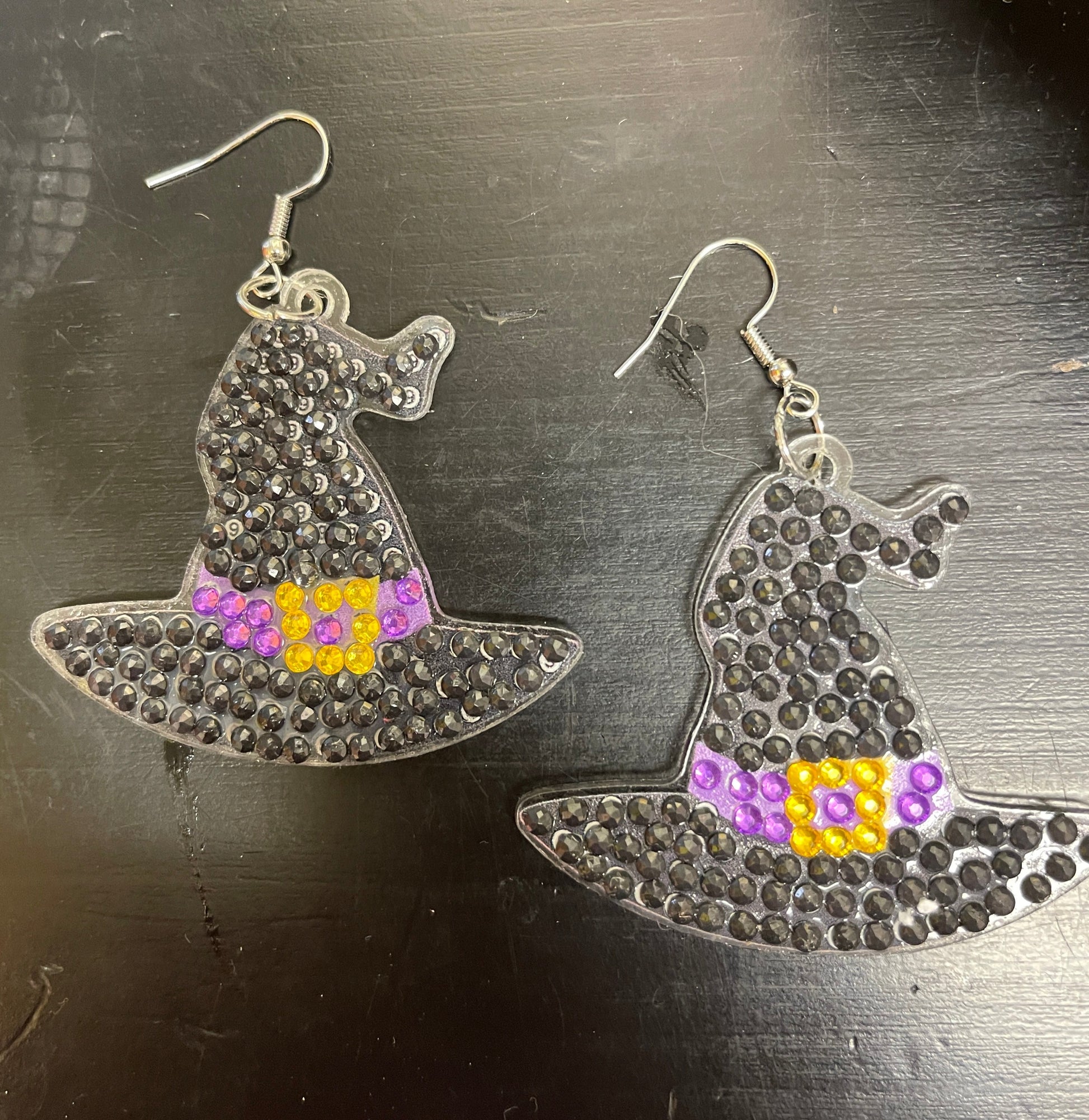 Halloween theme; Witch's Hat; Diamond Painting; Wire EarringsPink tiful of LOVE
