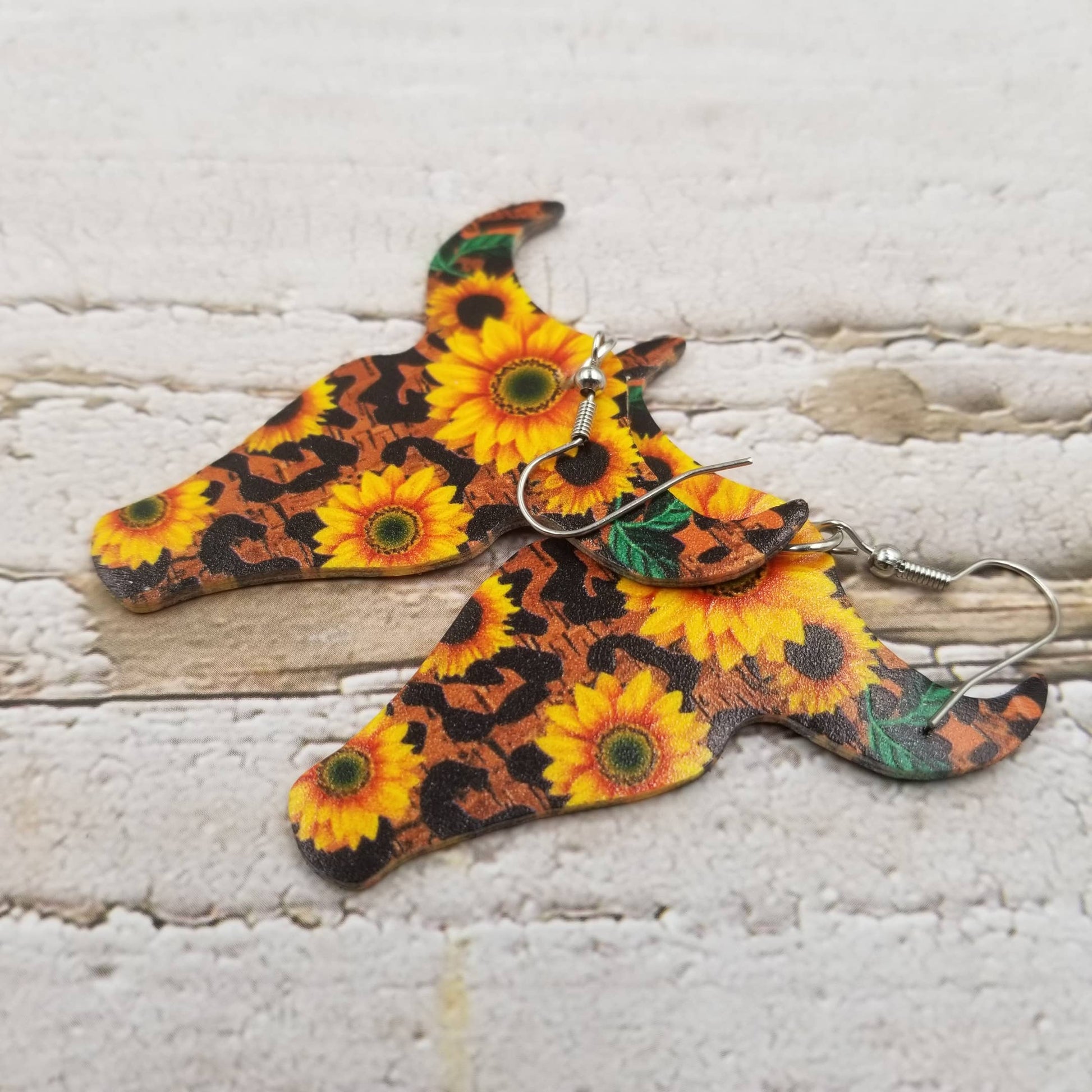 Bull Sunflower Leather Wire EarringsPink tiful of LOVE