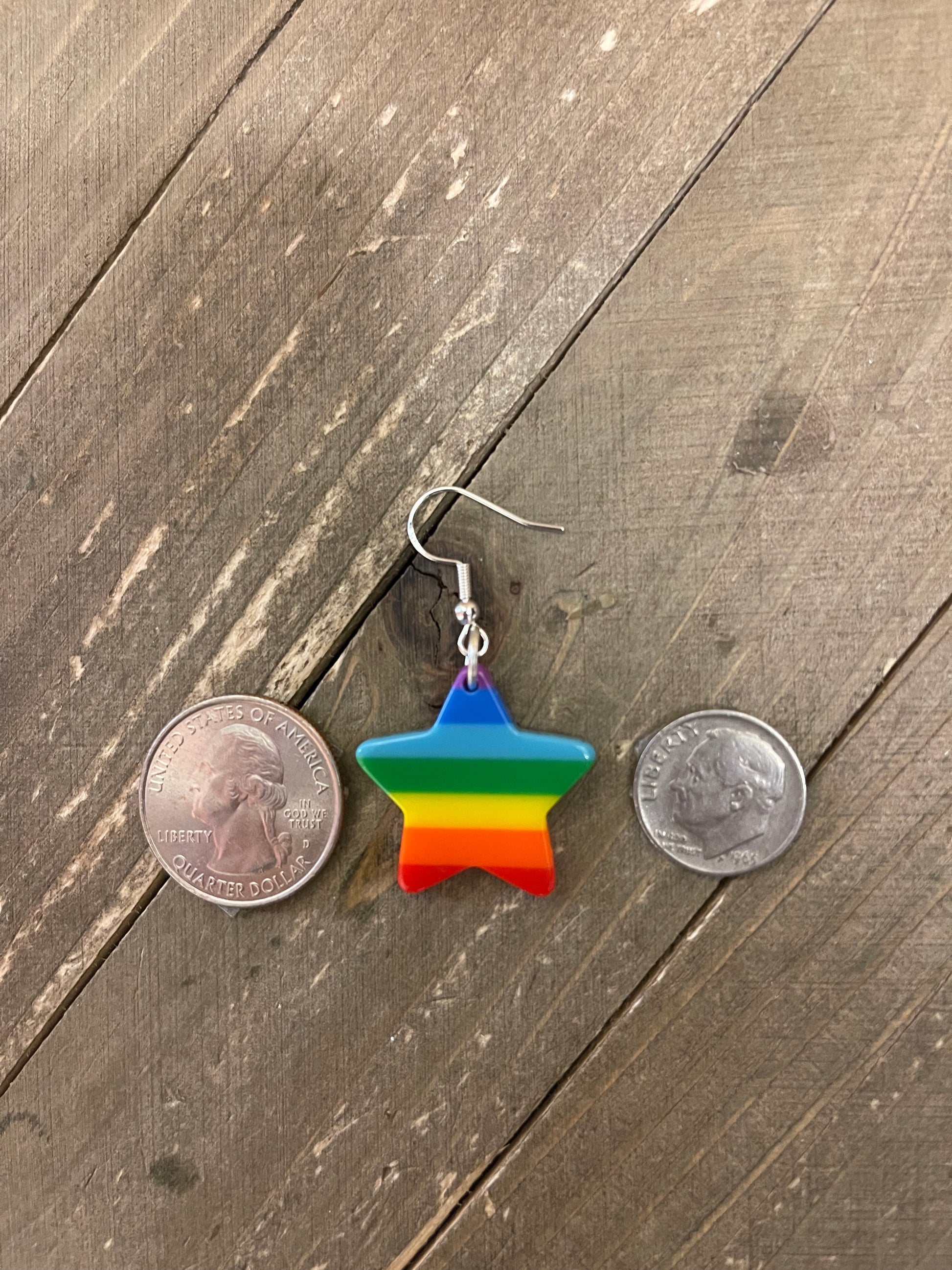 Rainbow Stars charm wire earringsPink tiful of LOVE