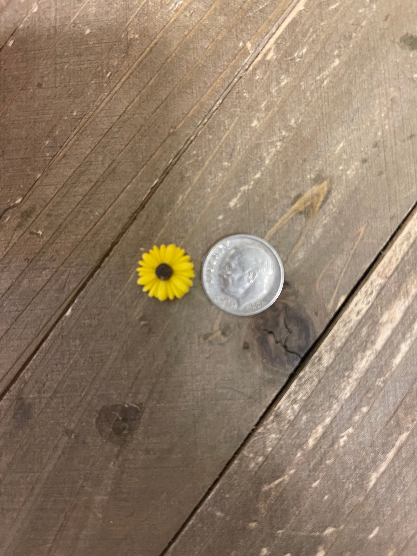 Tiny SUNFLOWER Stud EarringsPink tiful of LOVE