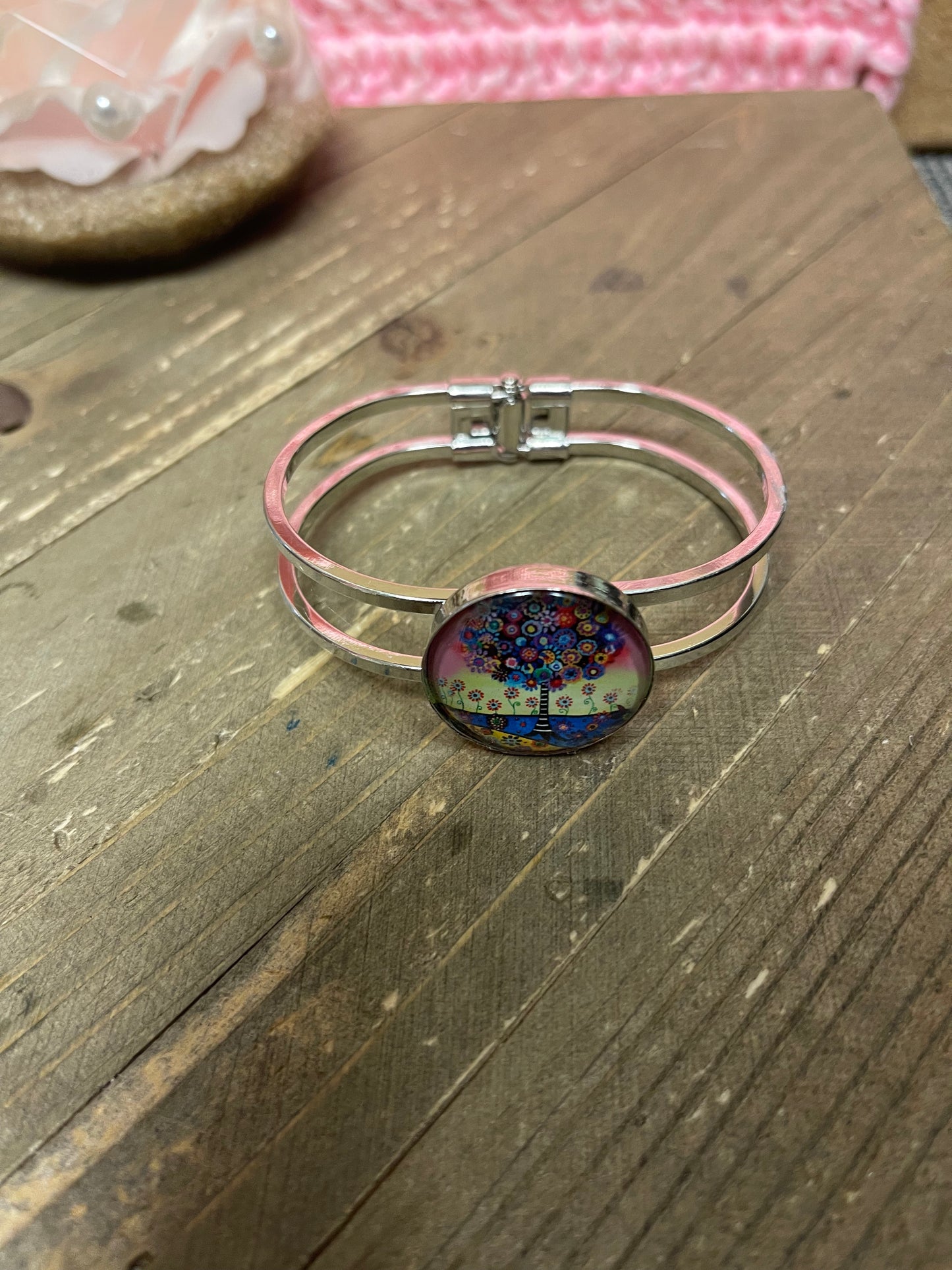 Tree of LIfe (BT211-21ToL) on a Single Silver Hinged BraceletPink tiful of LOVE