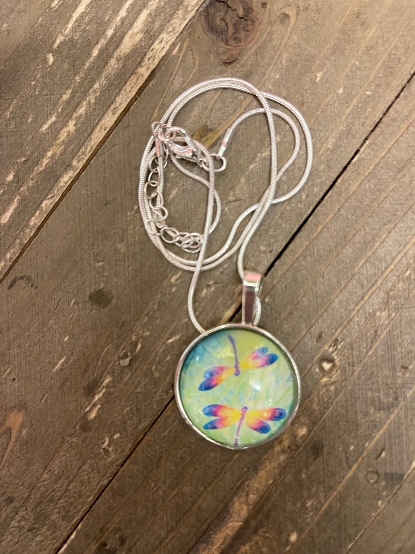 Dragonfly Pendants on a Silver Chain Necklace (NK177-DF10)Pink tiful of LOVE