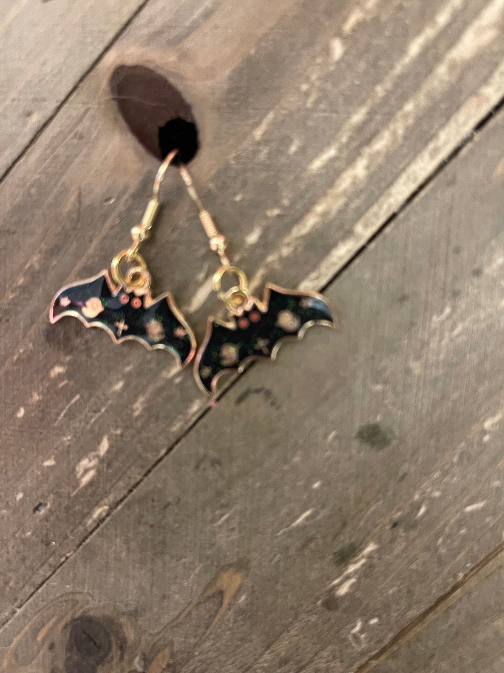 Cosmic Bat charm wire earringsPink tiful of LOVE
