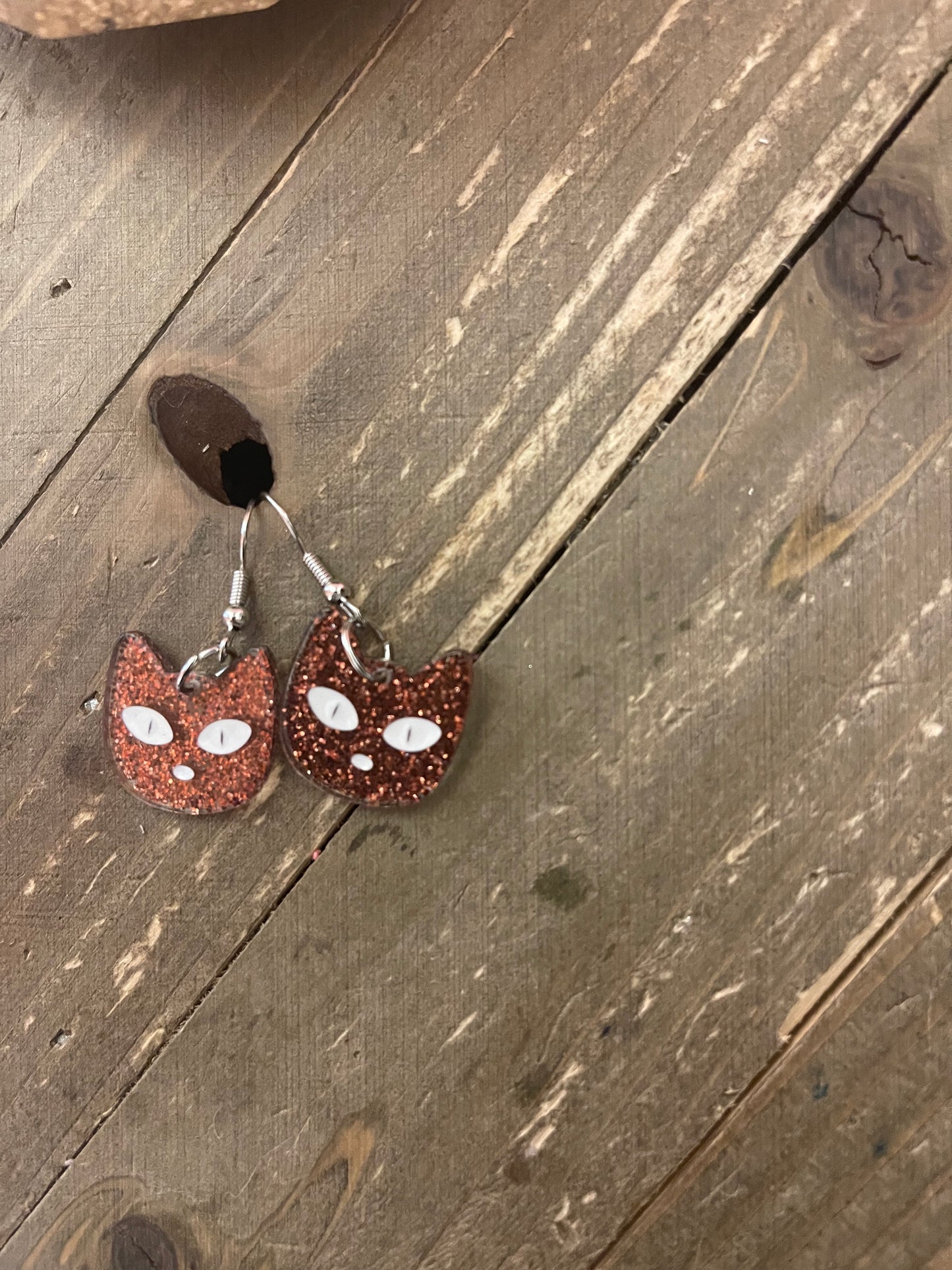 Halloween Orange Cat Face Wire EarringsPink tiful of LOVE