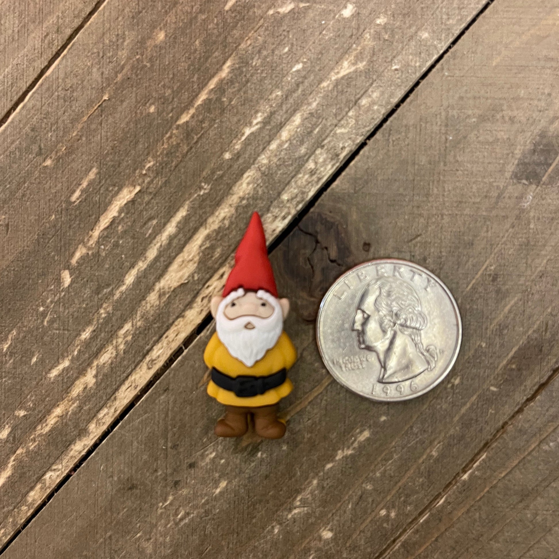 Garden Gnome in yellow Stud Earrings (ER319-12gomes-CEC)Pink tiful of LOVE