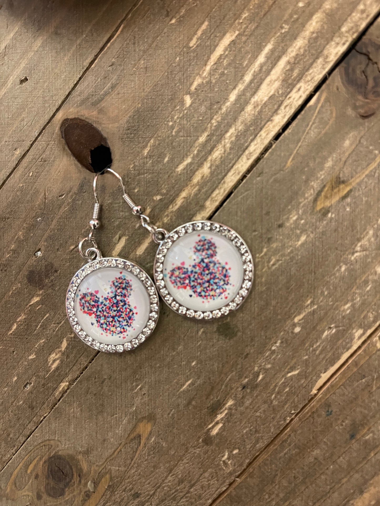 Confetti Ears Cabochon Charm Wire earringsPink tiful of LOVE