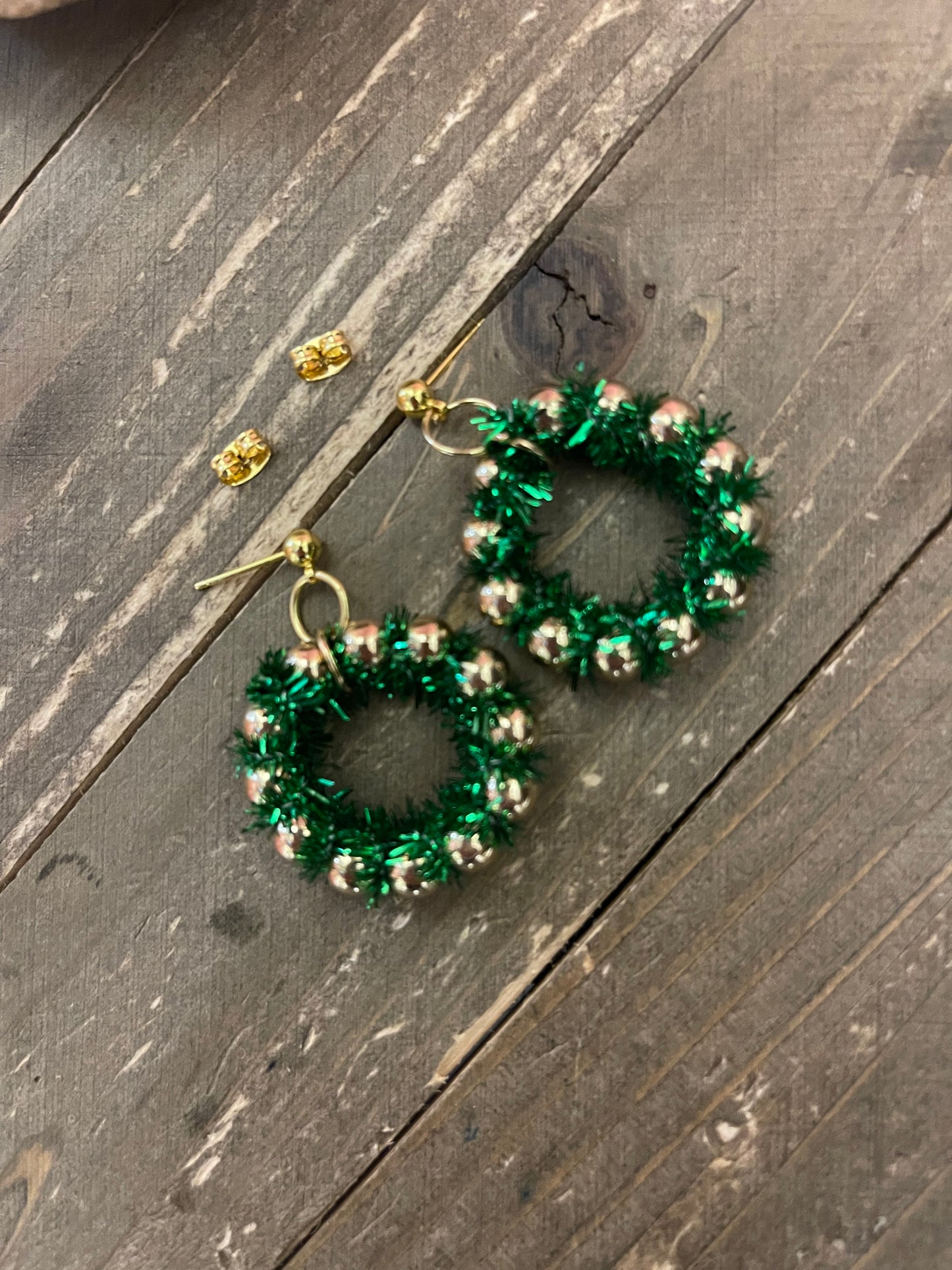 Christmas Wreath Stud Earrings (CECupdated)Pink tiful of LOVE