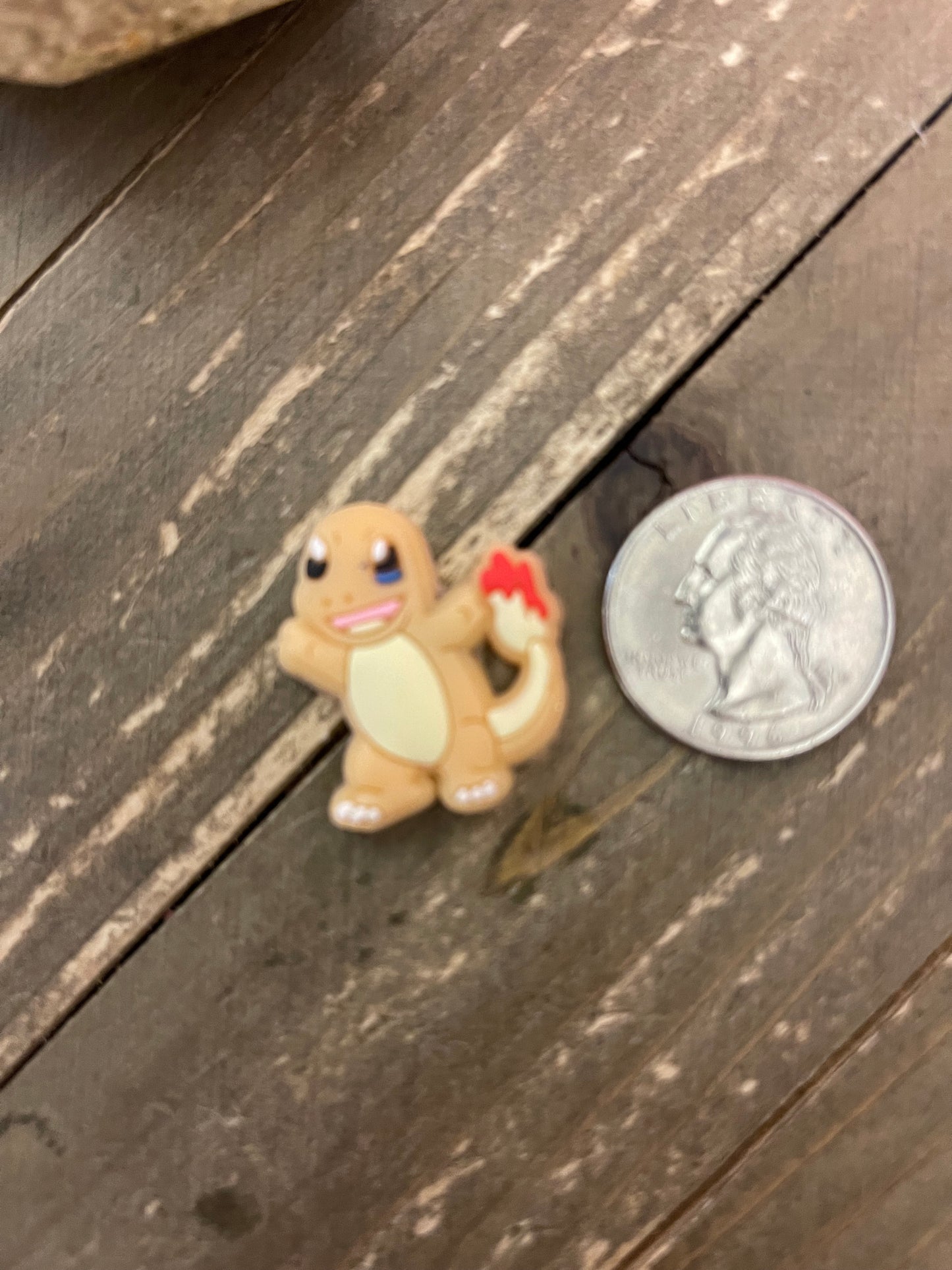 Charmander Stud EarringsPink tiful of LOVE