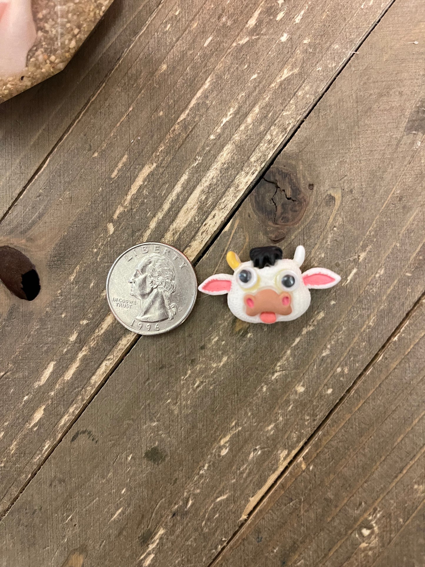 Cow Face Stud EarringsPink tiful of LOVE