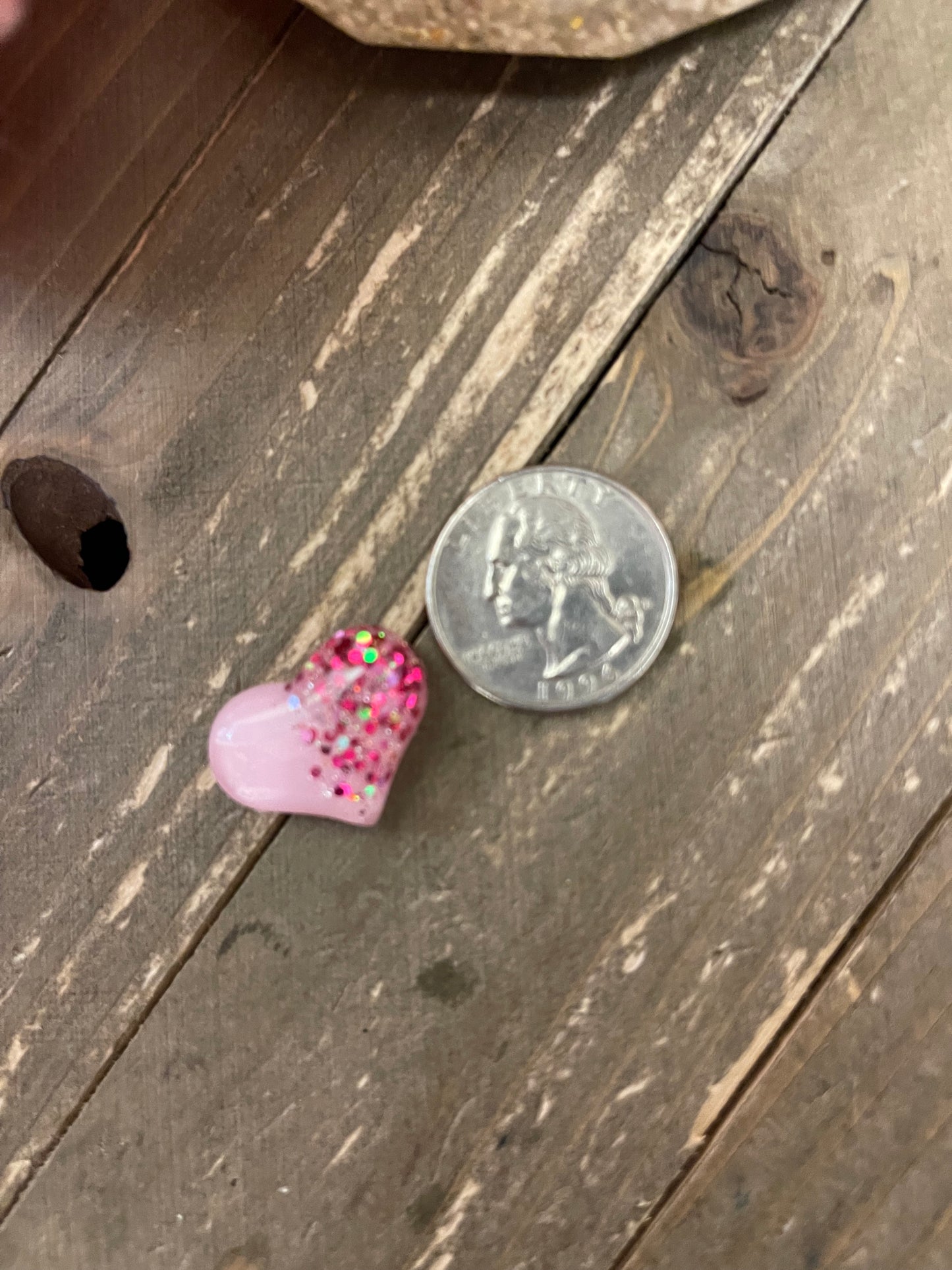 Sparkle Heart Stud Earrings (Pink color)Pink tiful of LOVE