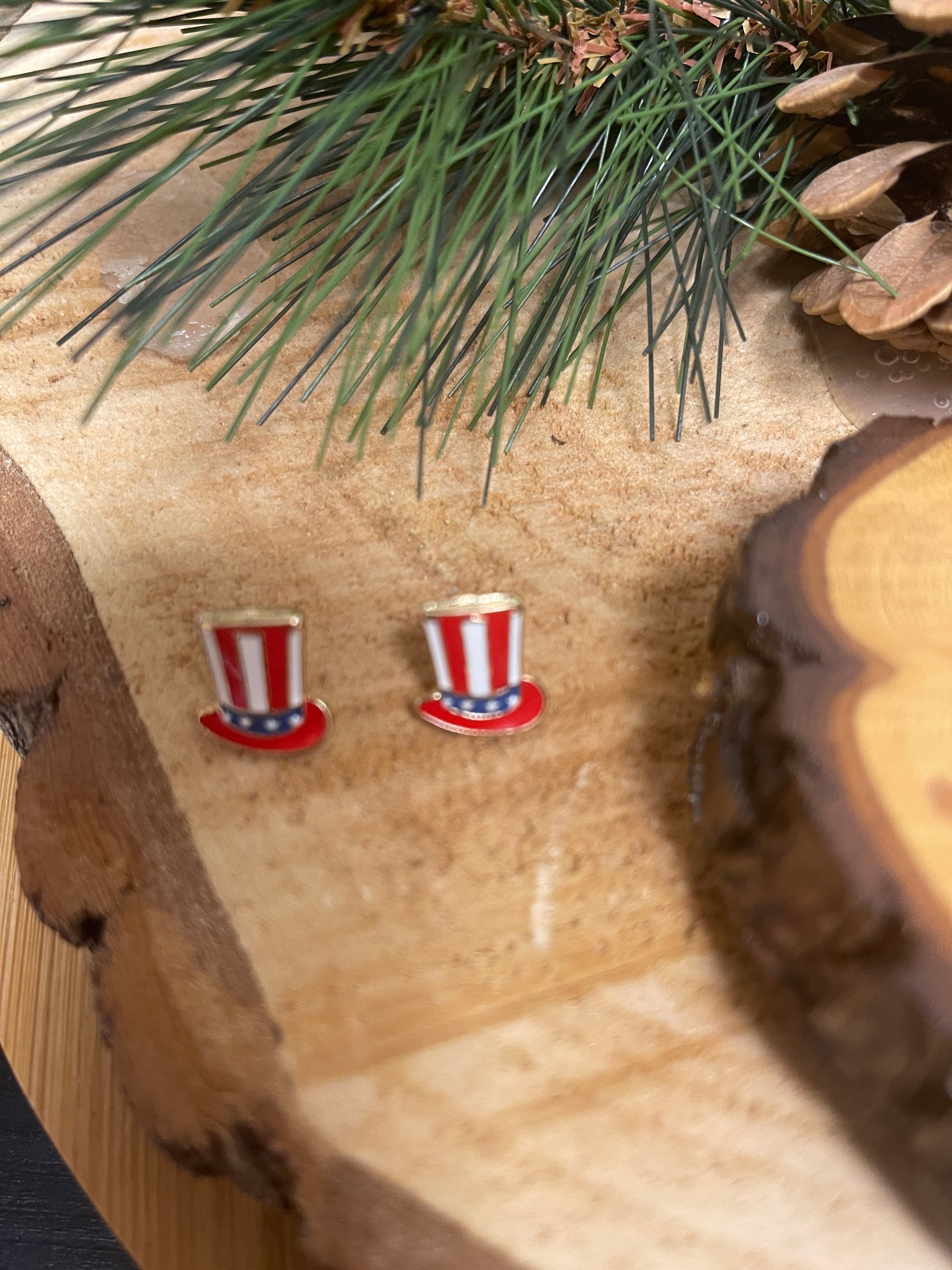 Uncle Sam's Hat Stud EarringsPink tiful of LOVE