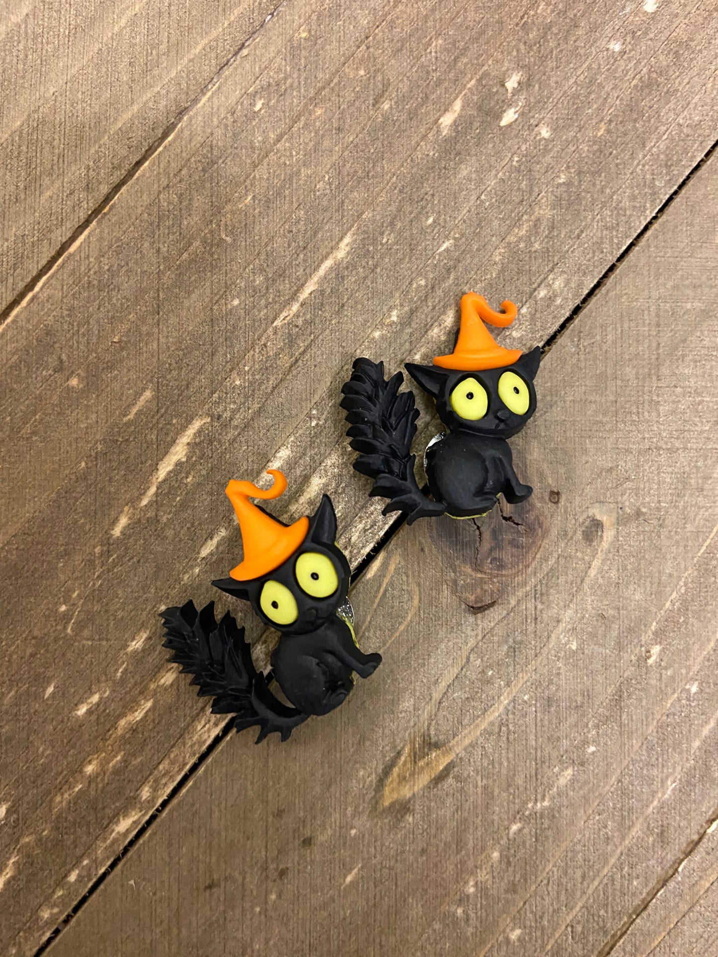 CREEPED Out Cats post earrings-Perfect for Fall Ear Bling (5 Cats to choose)Pink tiful of LOVE