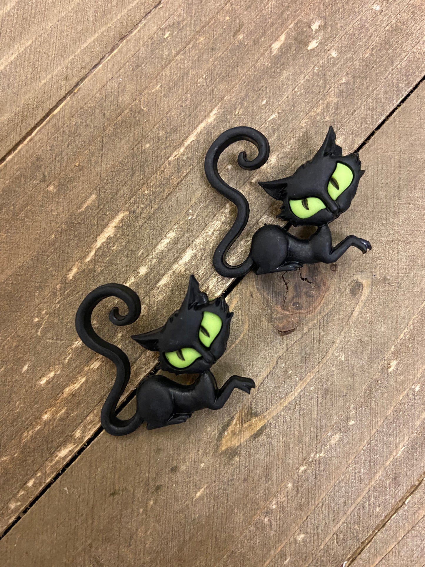 CREEPED Out Cats post earrings-Perfect for Fall Ear Bling (5 Cats to choose)Pink tiful of LOVE