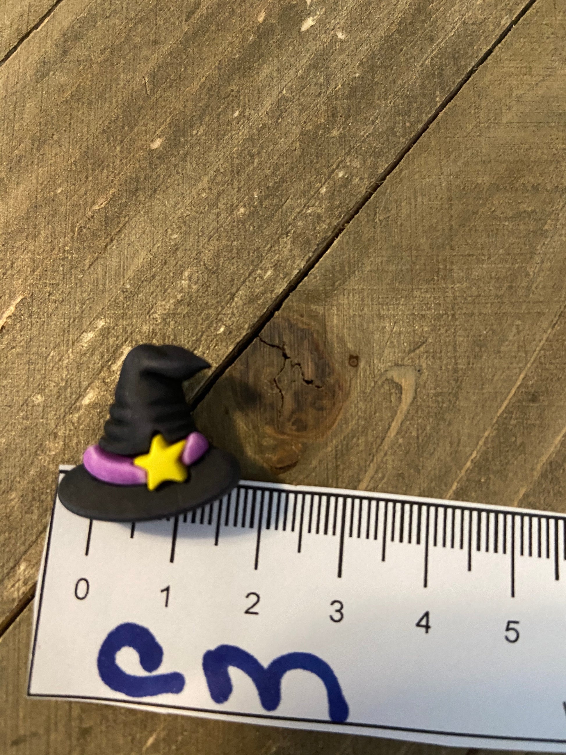 Witch's Hat Post EarringsPink tiful of LOVE