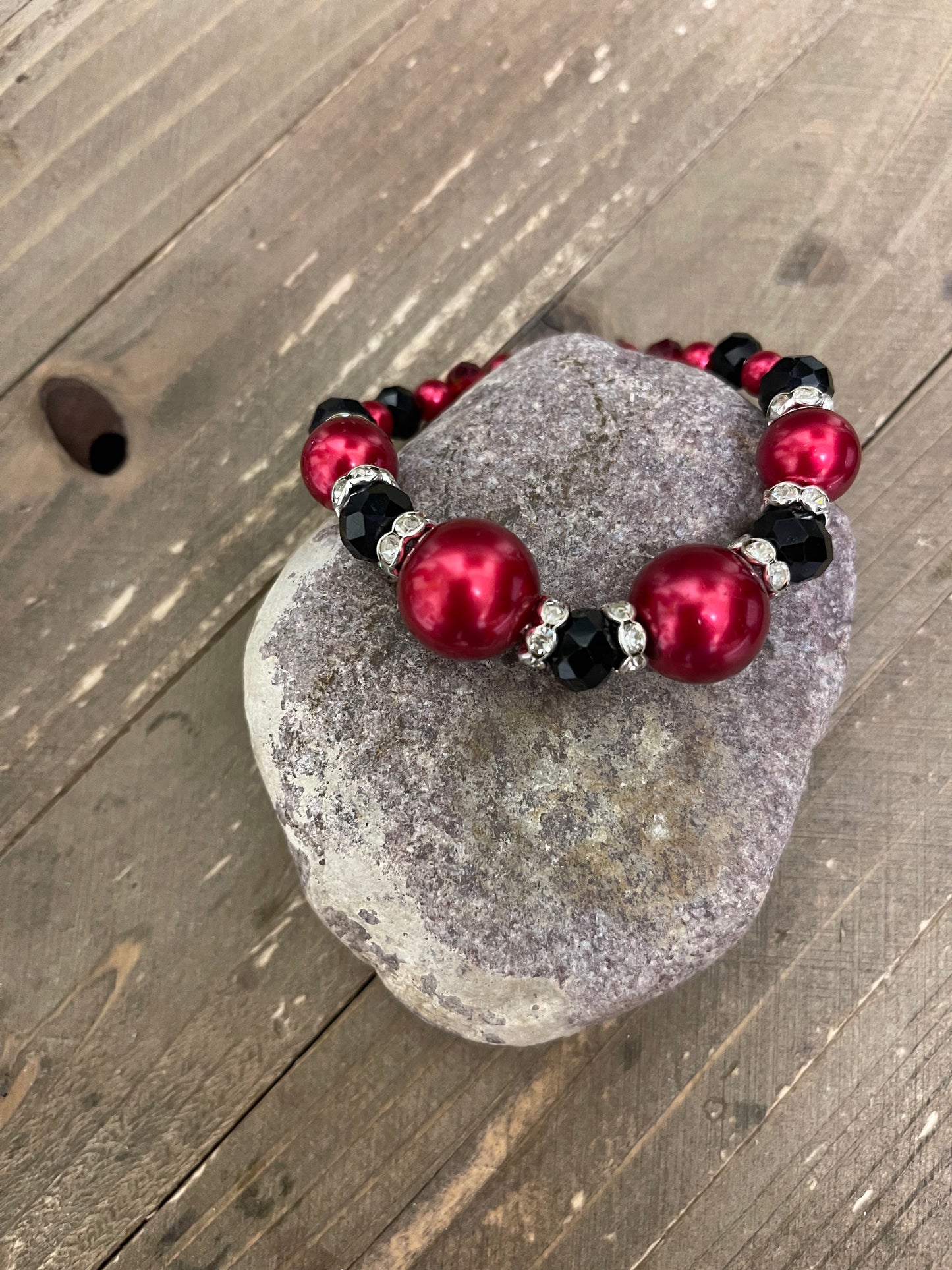 Red & Black Pearl, Crystal and Rhinestone Beaded Elastic/Stretch BraceletPink tiful of LOVE