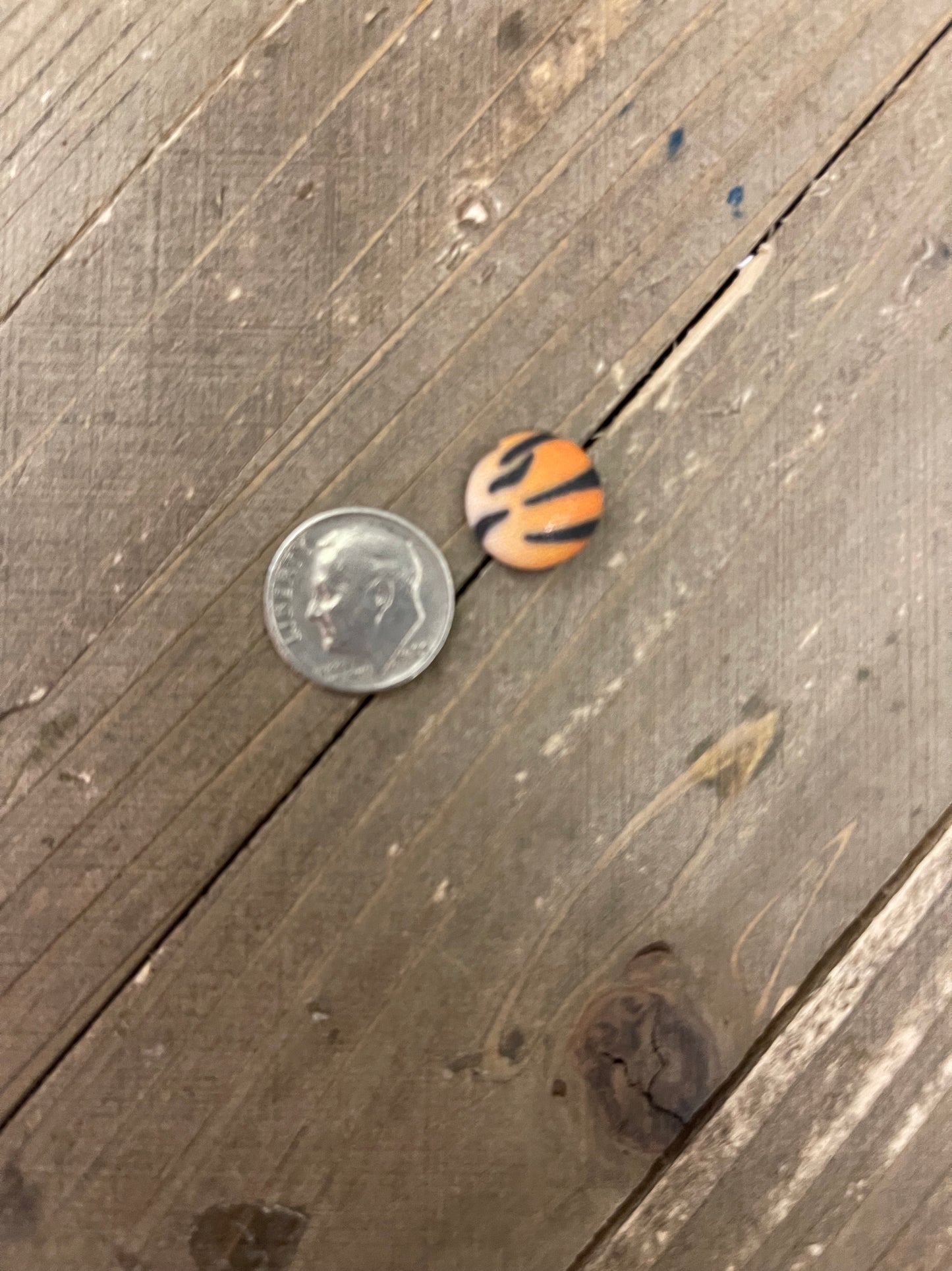 Tiger Fabric button Stud EarringsPink tiful of LOVE