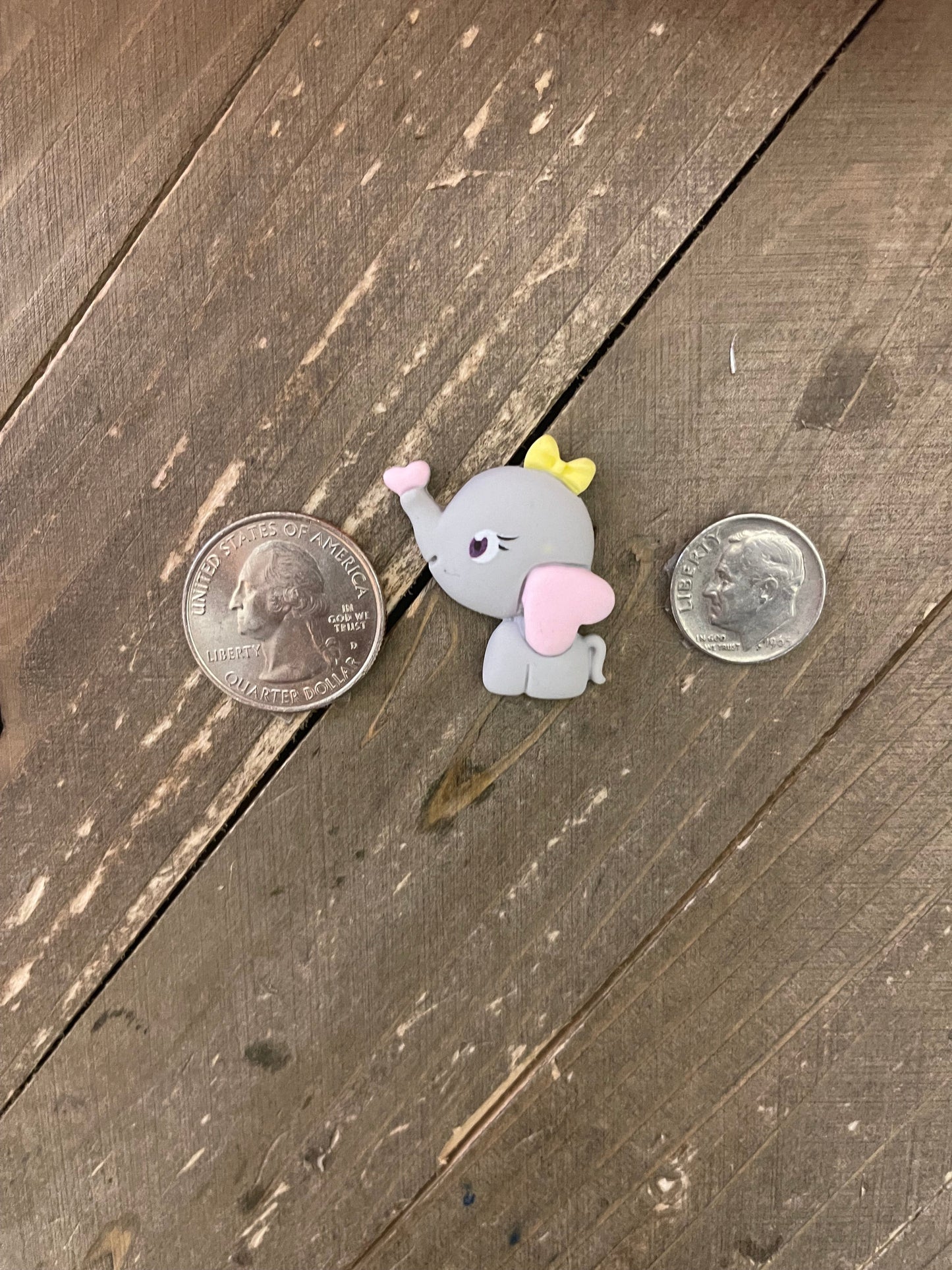 Ellie the Elephant Stud EarringsPink tiful of LOVE