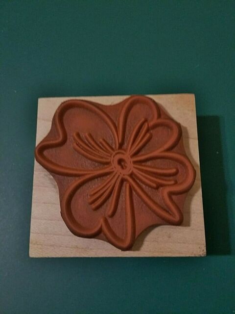 Hibiscus Style Rubber StampPink tiful of LOVE