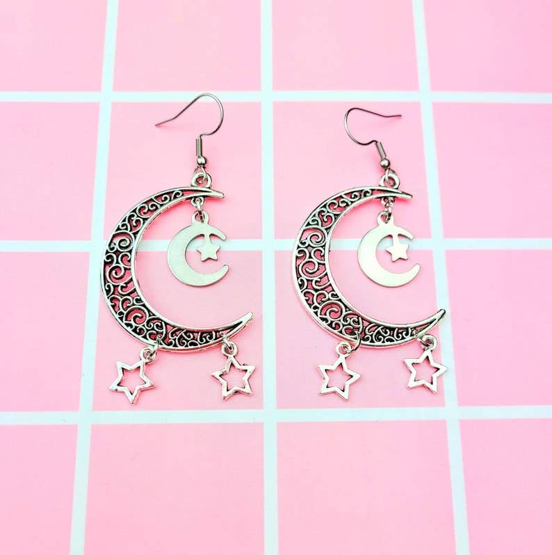 Dangly Moon &amp; Star Wire EarringsPink tiful of LOVE