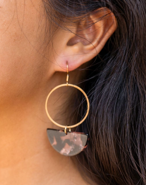 Reese Earrings-Pink Glitter Tortoise Wire EarringsPink tiful of LOVE