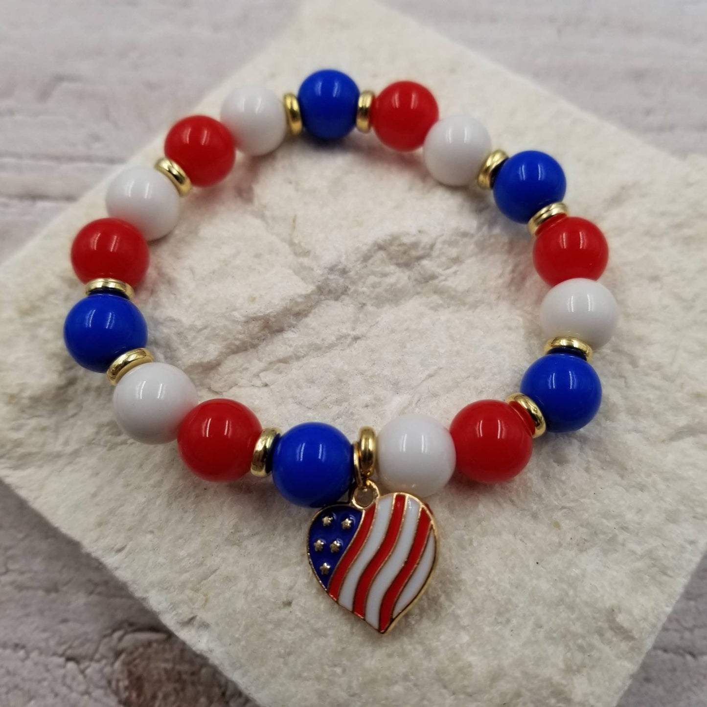 4th of July Patriotic Heart Stretch Bracelet – Red White &Blue Acrylic Beads