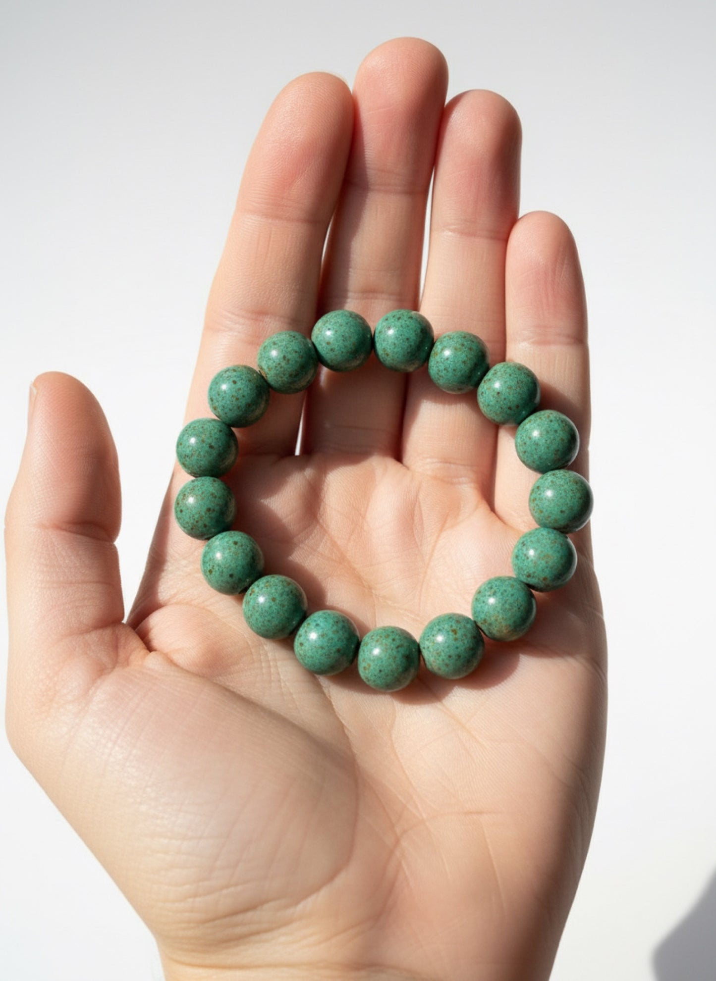 Green Ceramic Beaded Bracelet – Speckled Round Bead