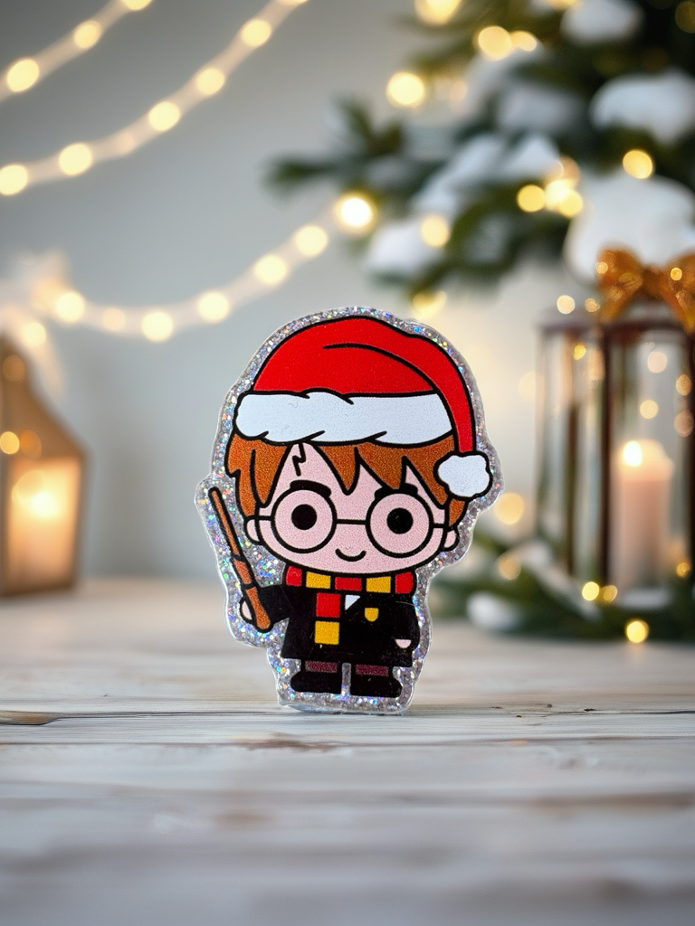 Santa Hat Wizard Magnet – Festive Sparkle Holiday Decor