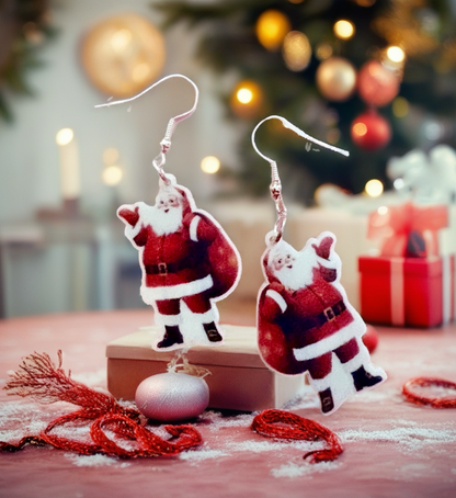 Classic Santa Claus Dangle Earrings – Festive Acrylic Holiday Jewelry