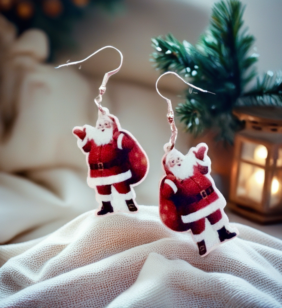 Classic Santa Claus Dangle Earrings – Festive Acrylic Holiday Jewelry