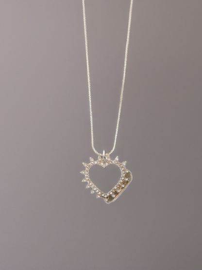 Rhinestone & Pearl Open Heart Necklace on Gold Snake Chain – Elegant Heart Pendant