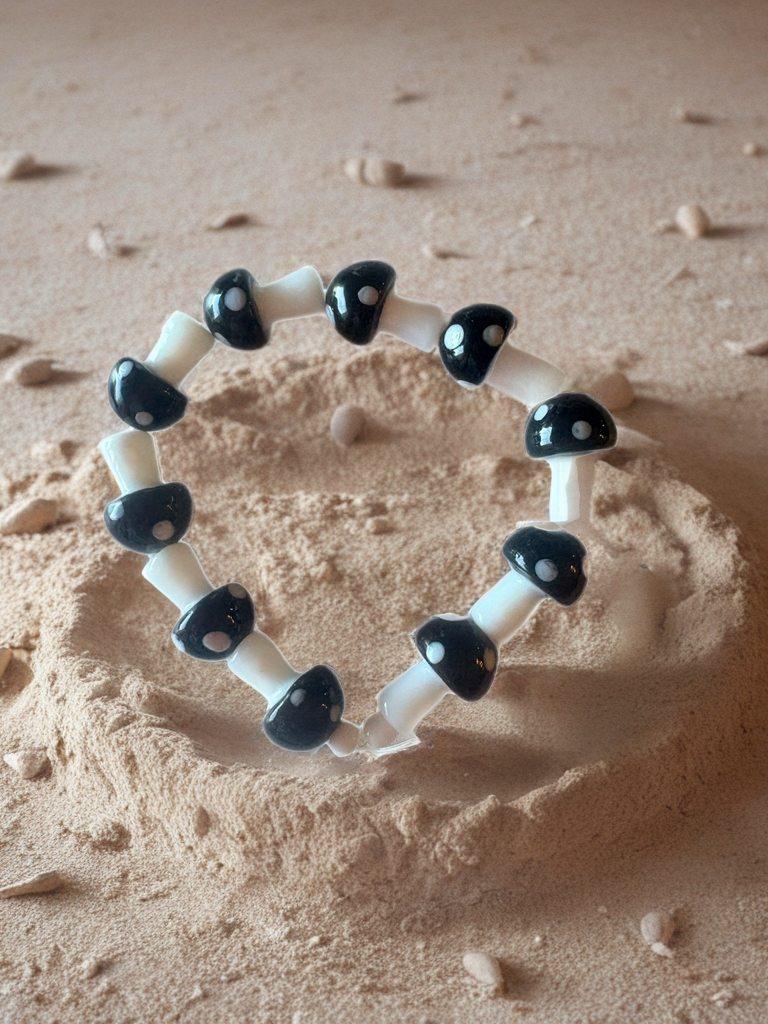 Black White Glass Mushroom Beaded Bracelet – Whimsical