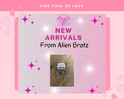 Dangly Moon &amp; Star Wire EarringsPink tiful of LOVE