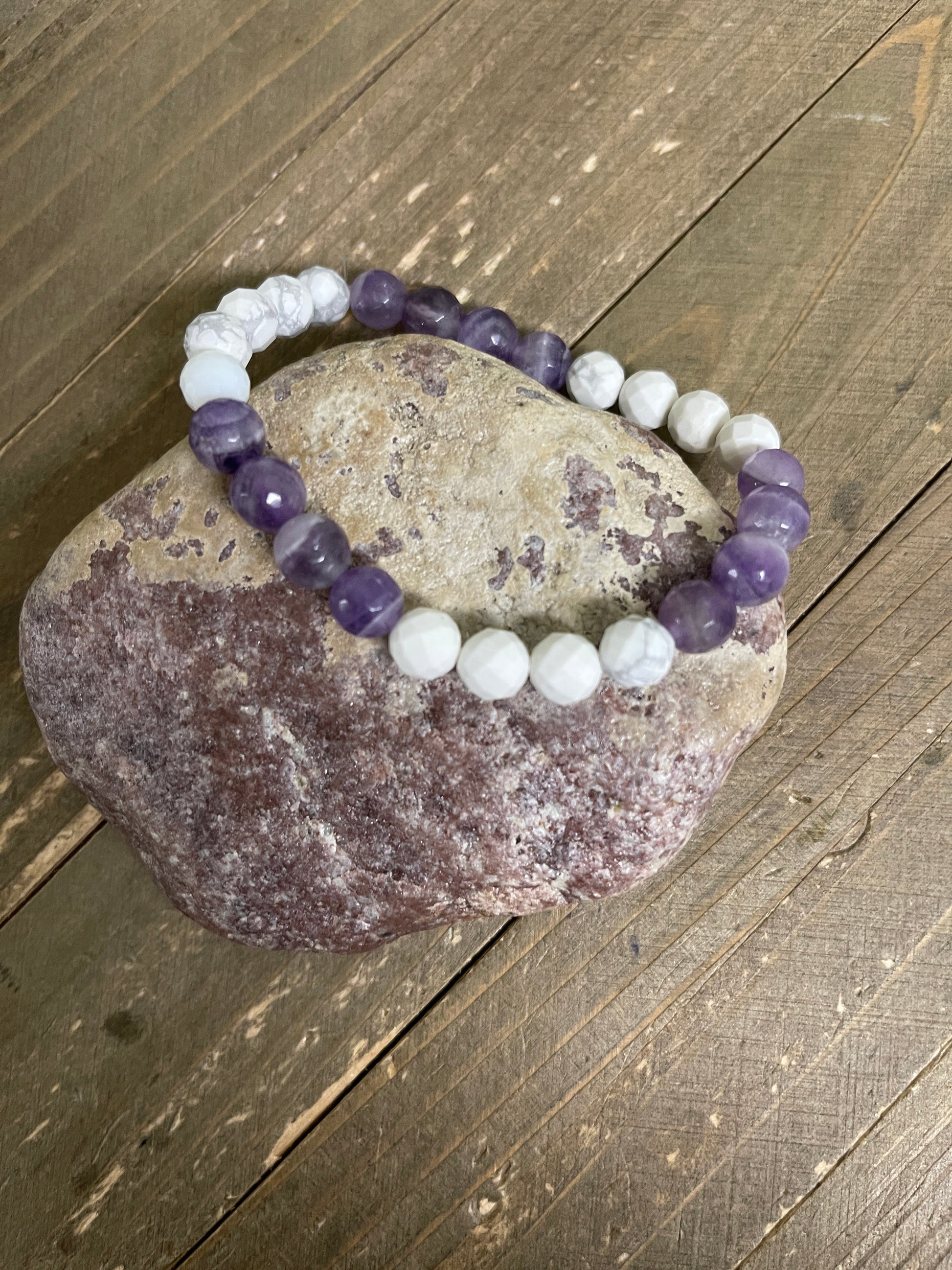 love and Luck beaded Stretch braceletPink tiful of LOVE