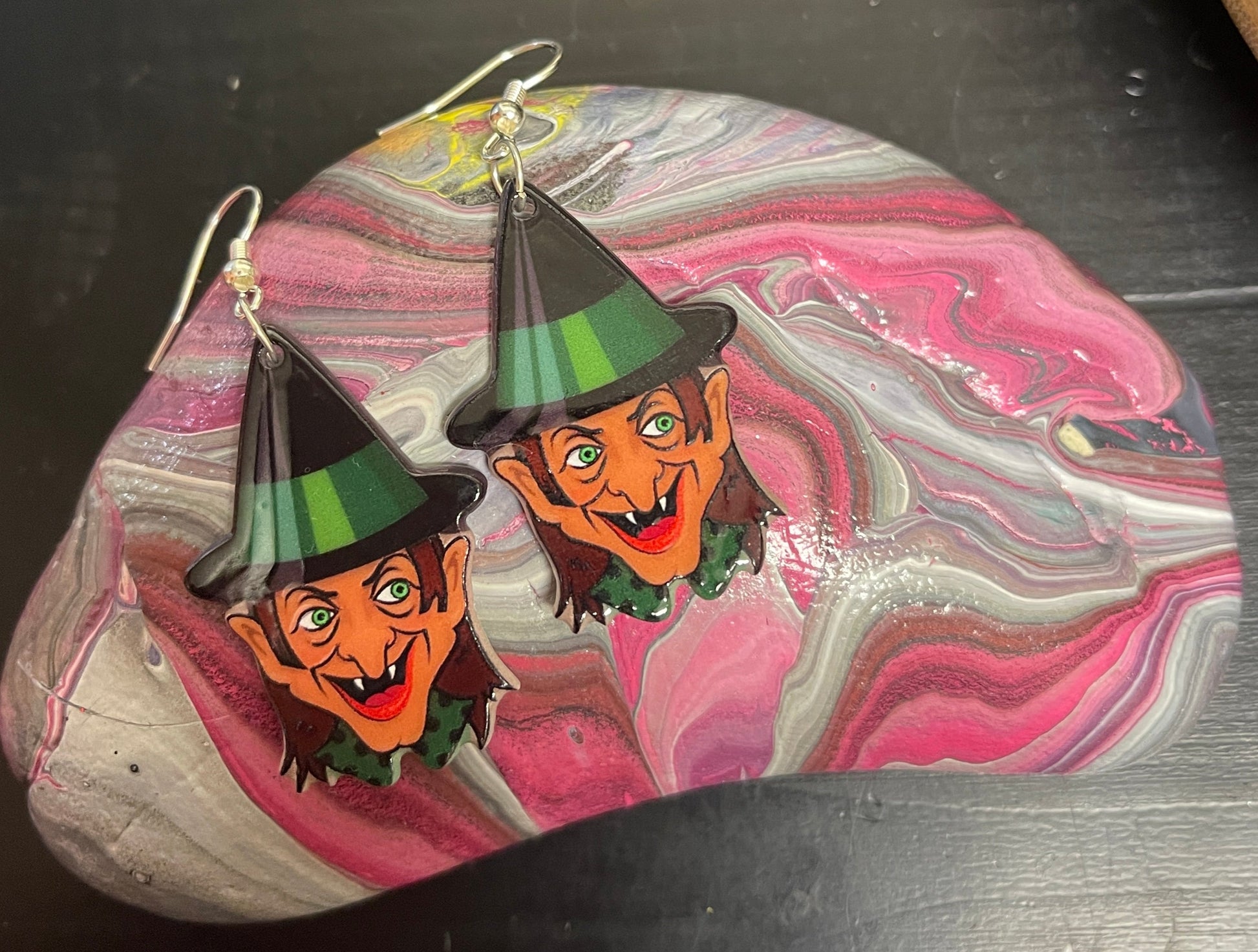 Spooky Witch Charm Wire EarringsPink tiful of LOVE